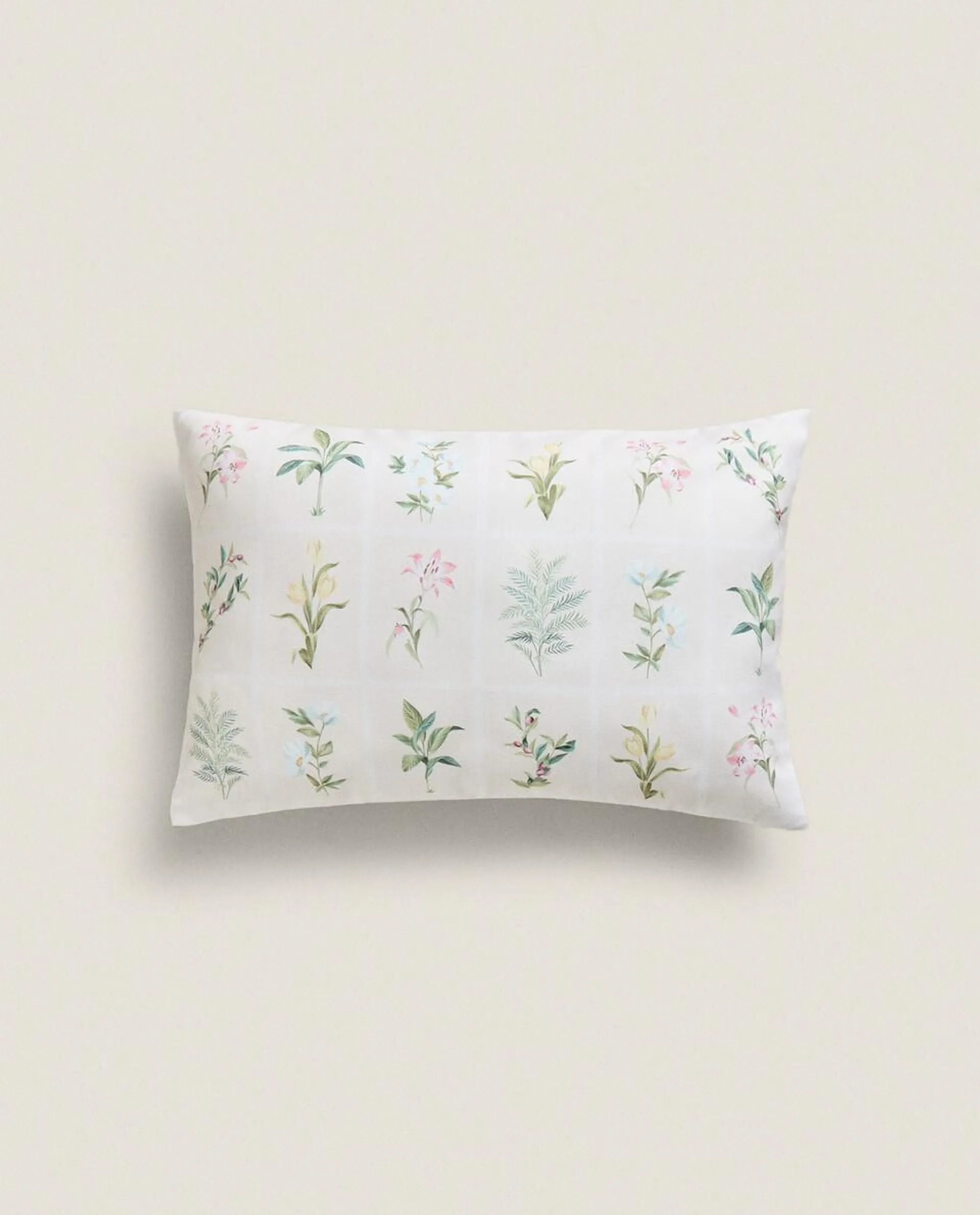 FLORAL PRINT CUSHION COVER