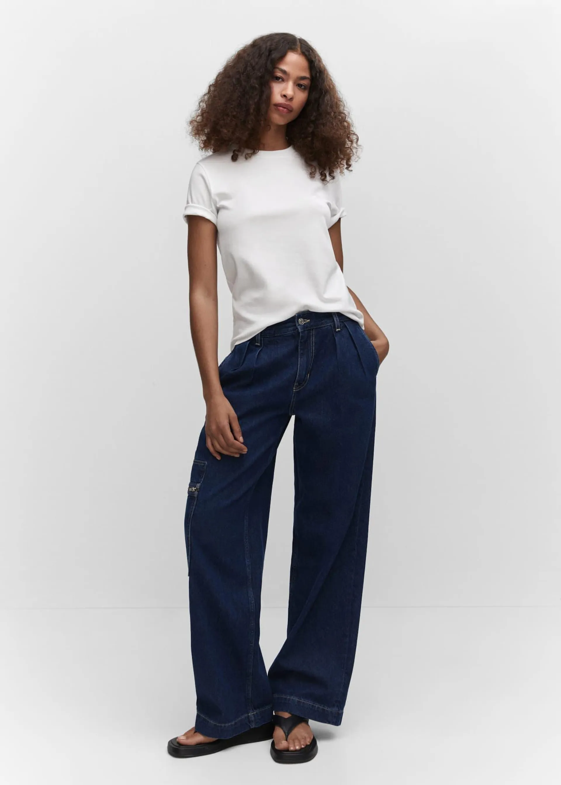 Short-sleeved cotton t-shirt