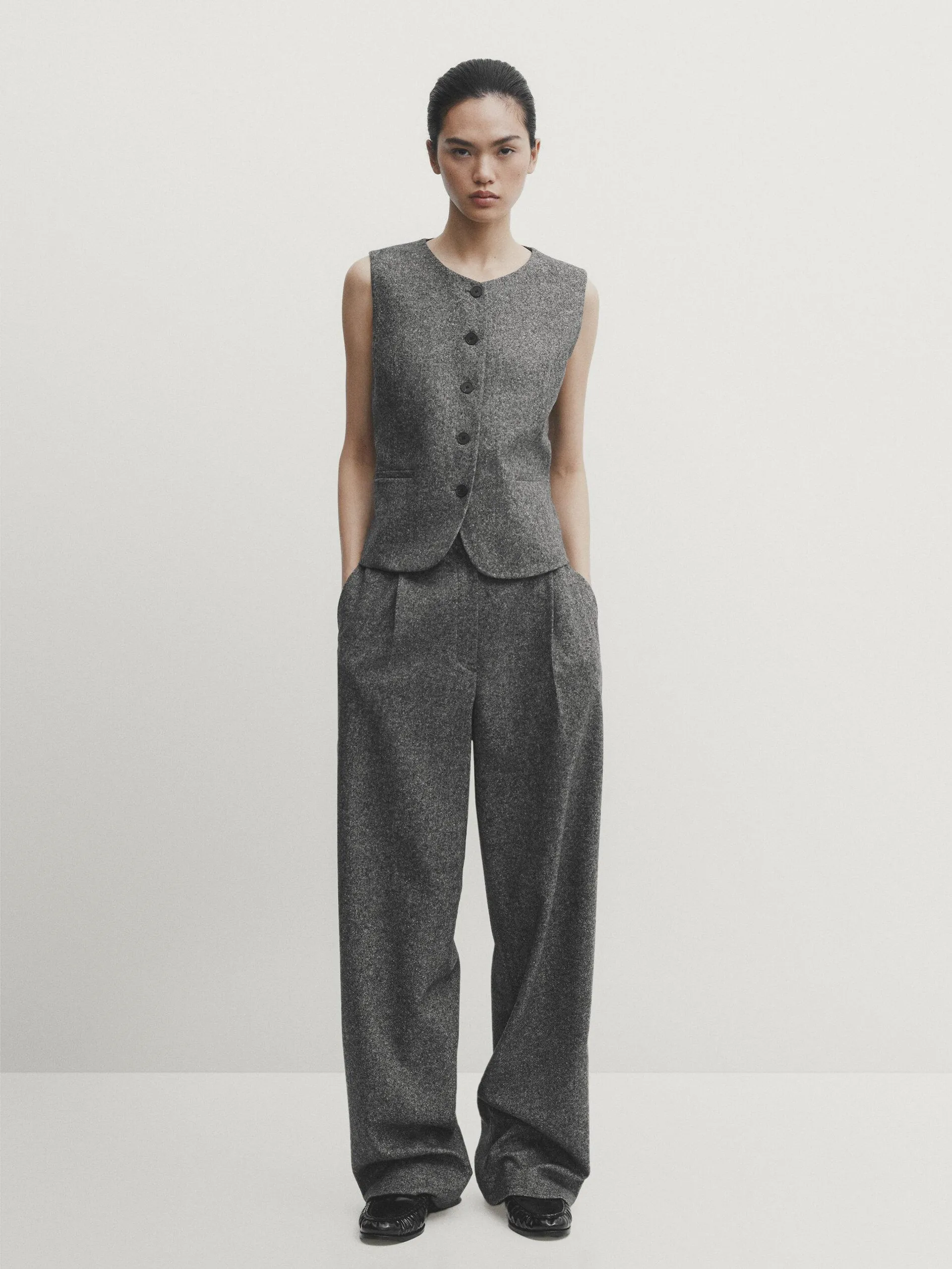 Wool blend knickerbocker-yarn-effect vest