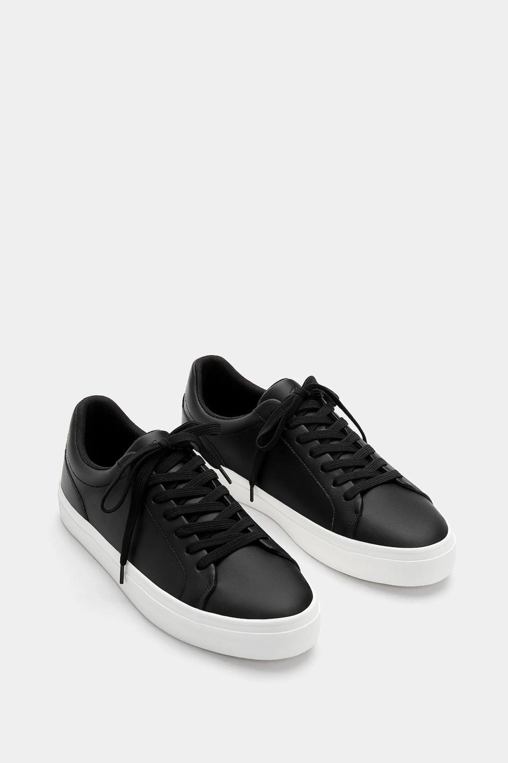 BASIC CONTRAST TRAINERS