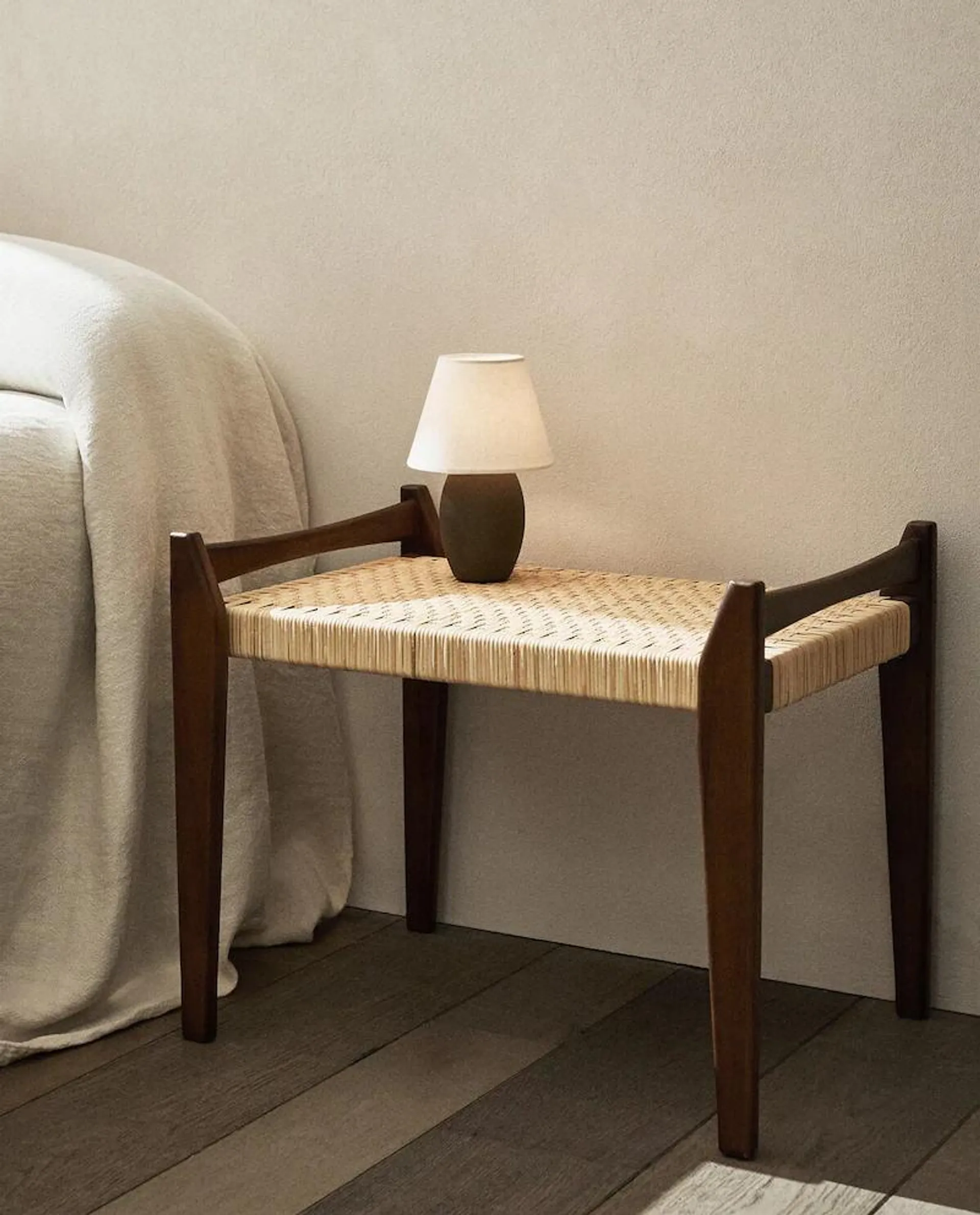 WOOD AND RATTAN STOOL