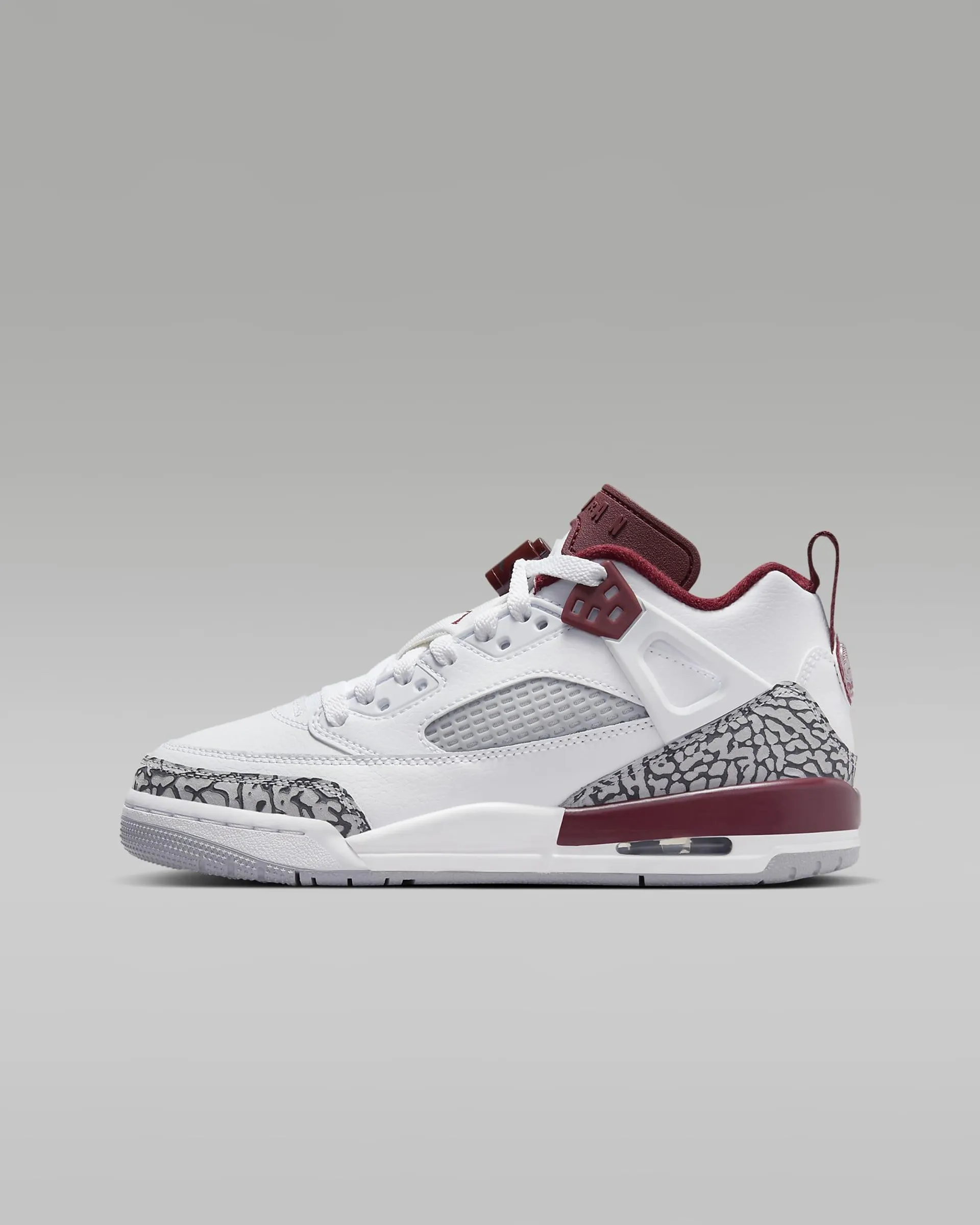 Jordan Spizike Low