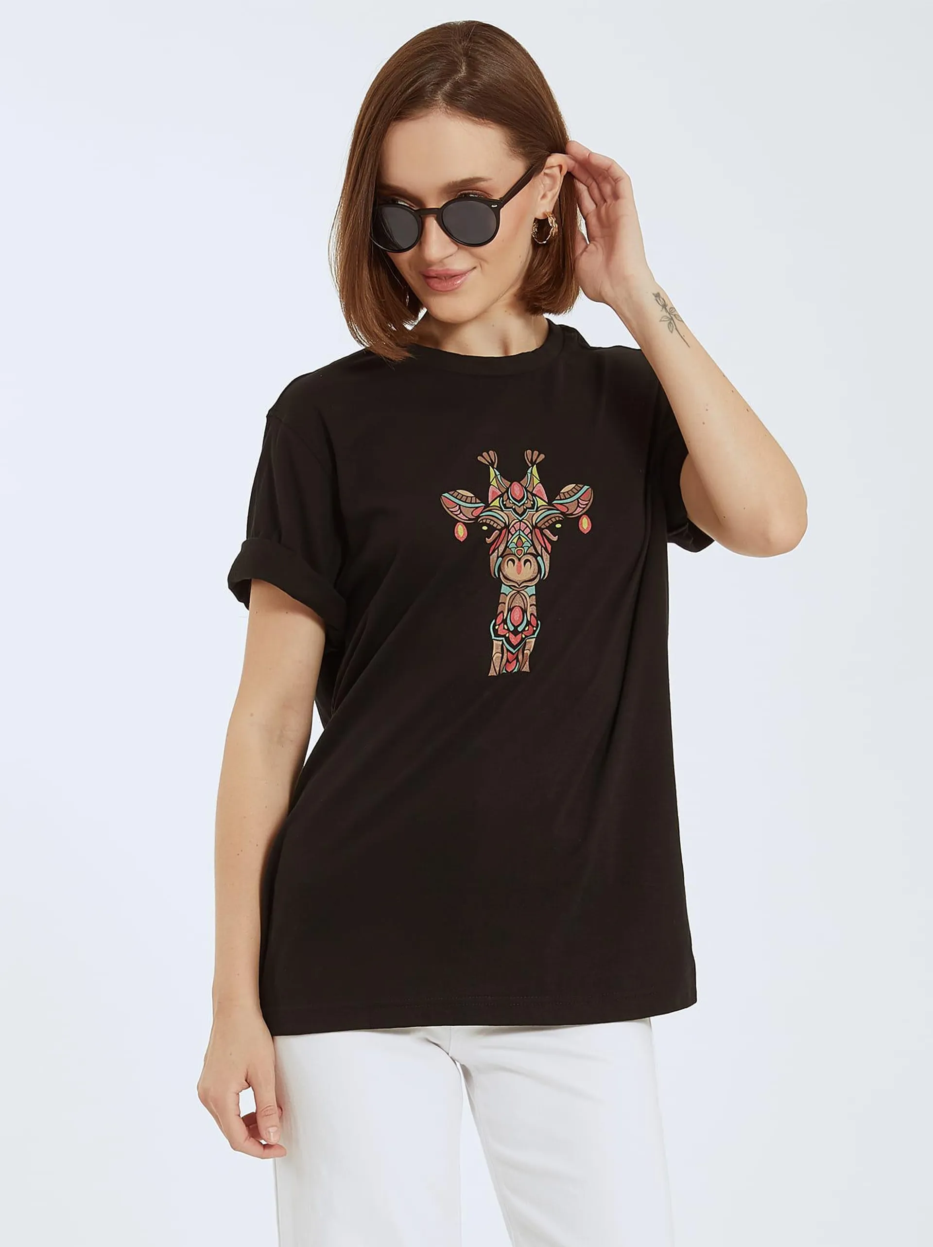 Unisex t-shirt με στάμπα σε μαύρο