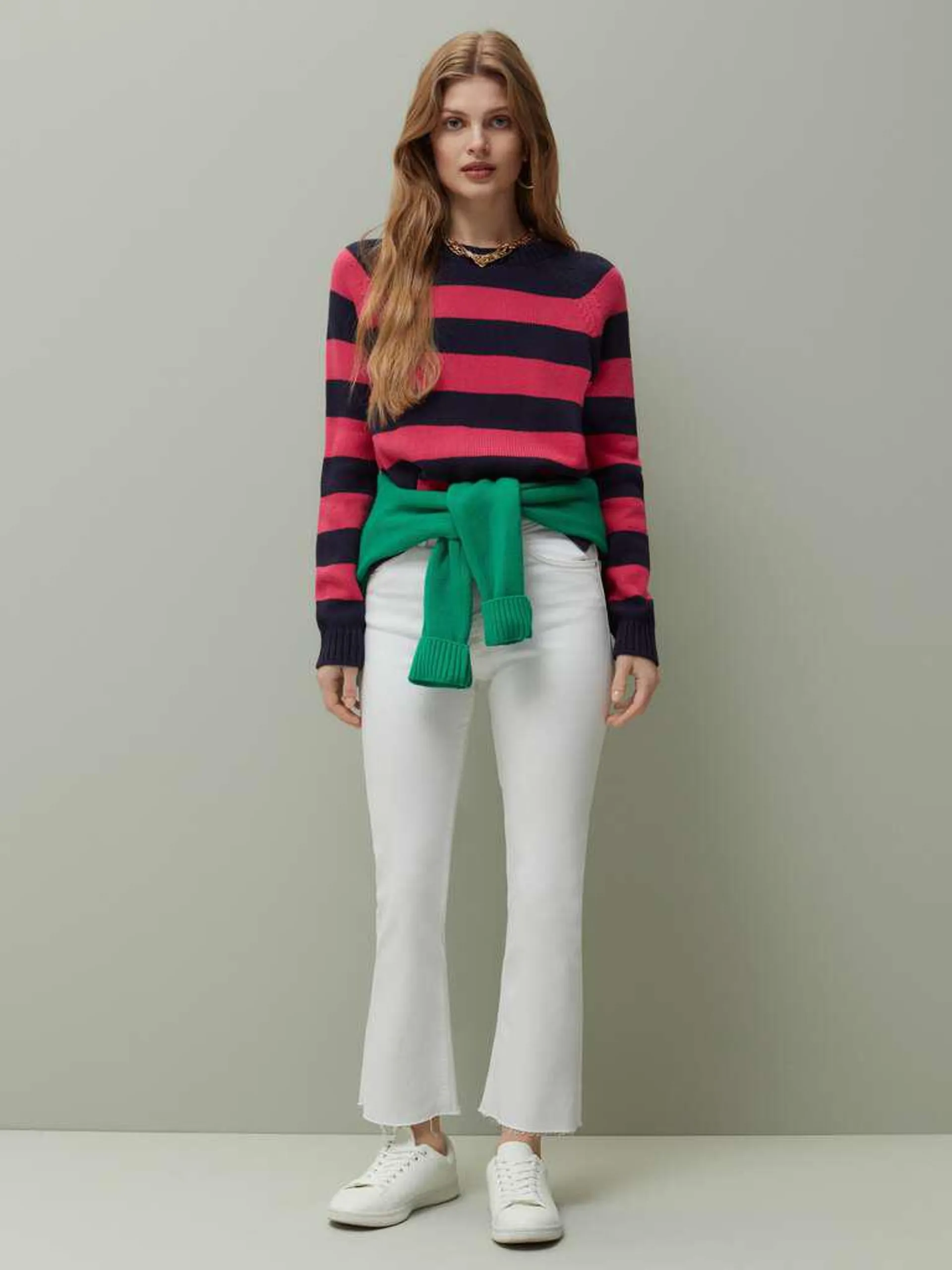 Optical White Flared jeans with raw hems