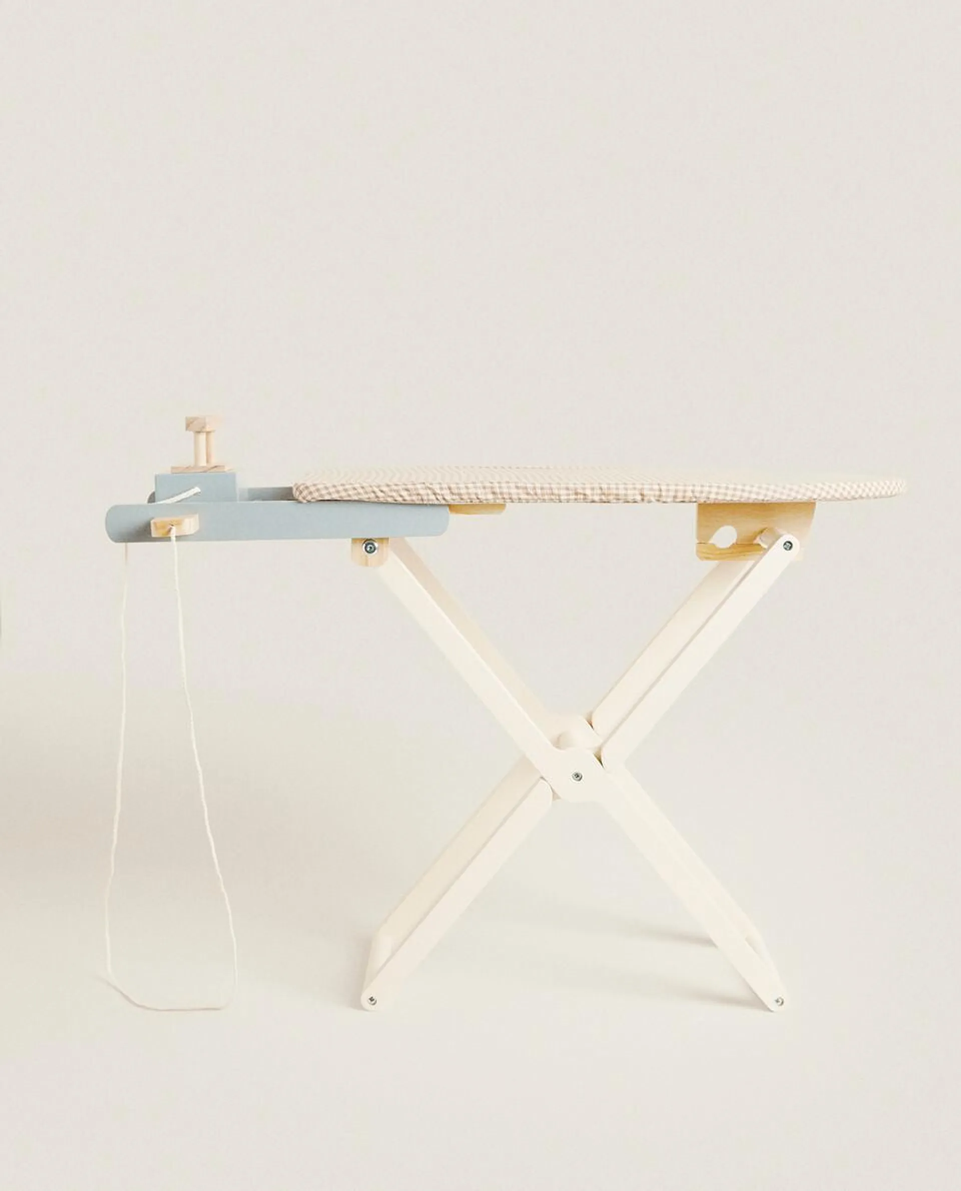 TOY IRONING SET