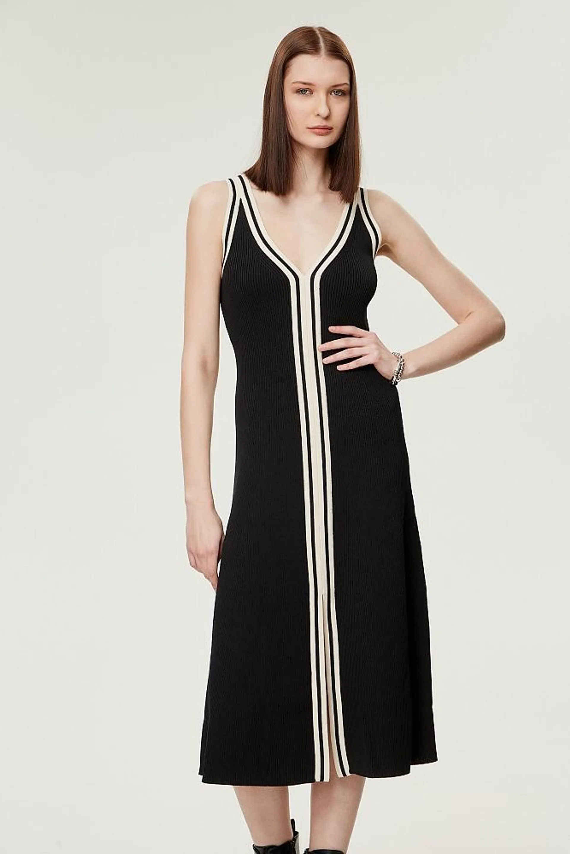 Knit ribbed maxi dress