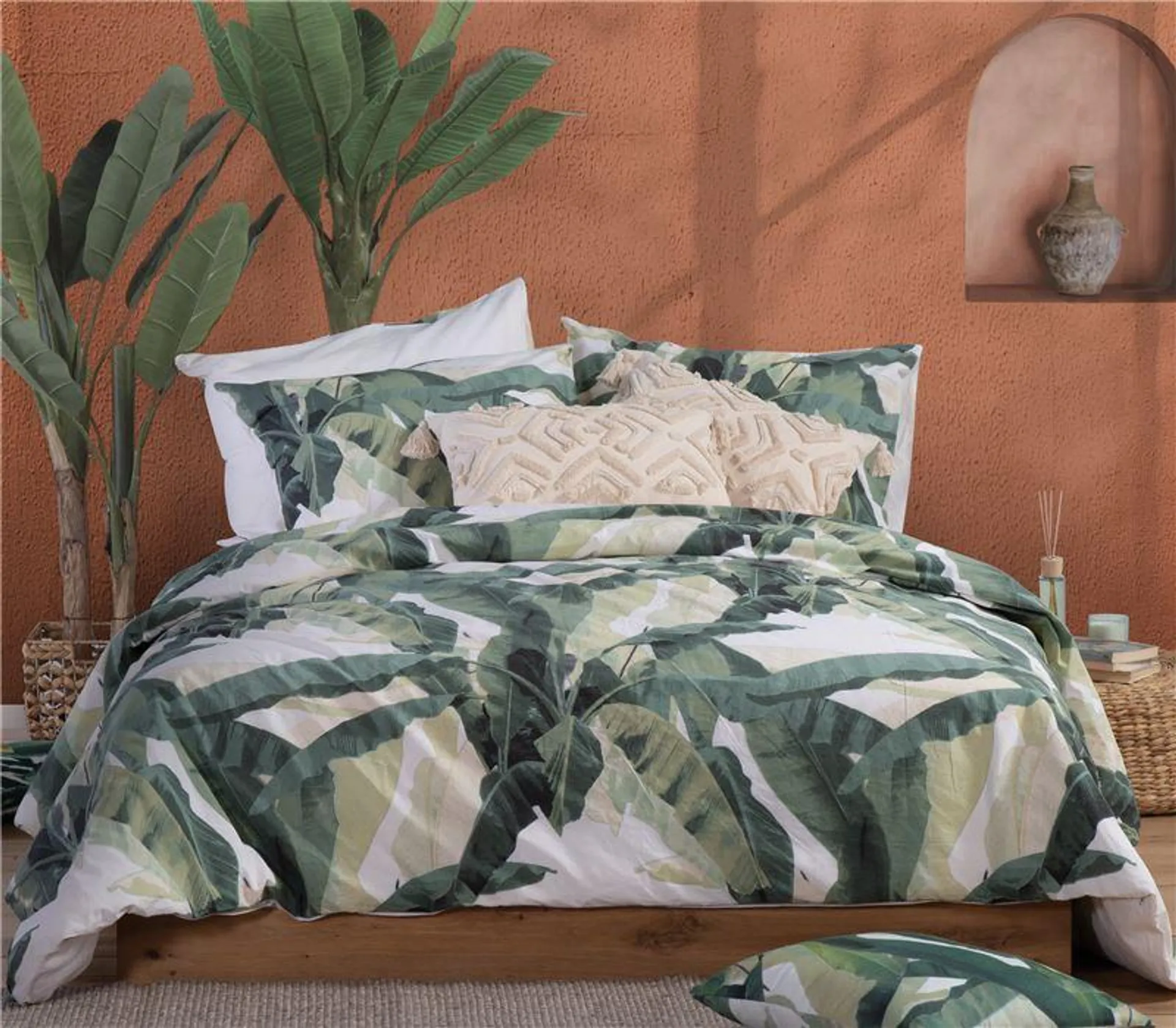 DOUBLE SIZE BEDSHEETS SET TROPICANA 200X270