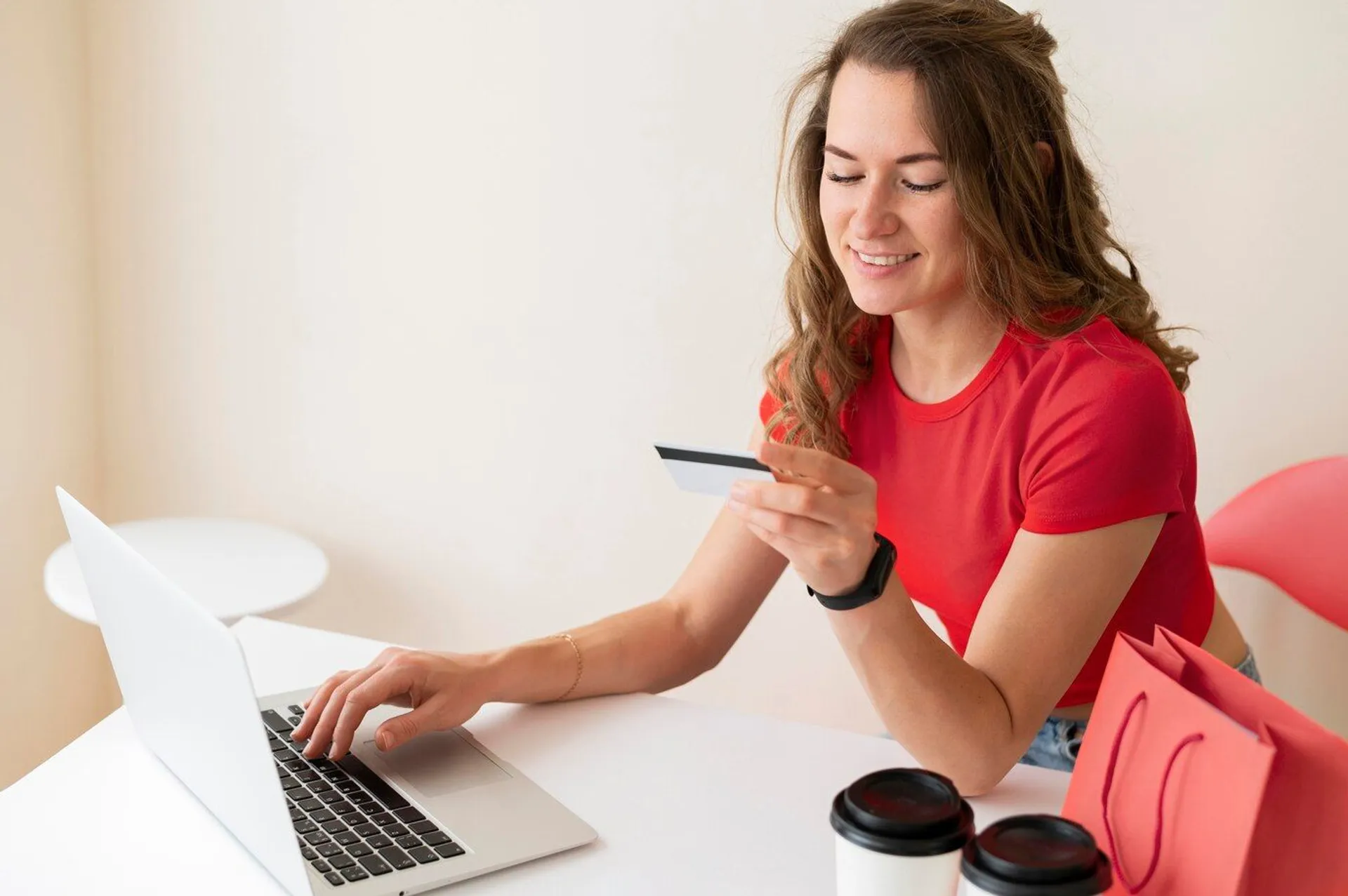 Como evitar golpes na Cyber Monday 2024