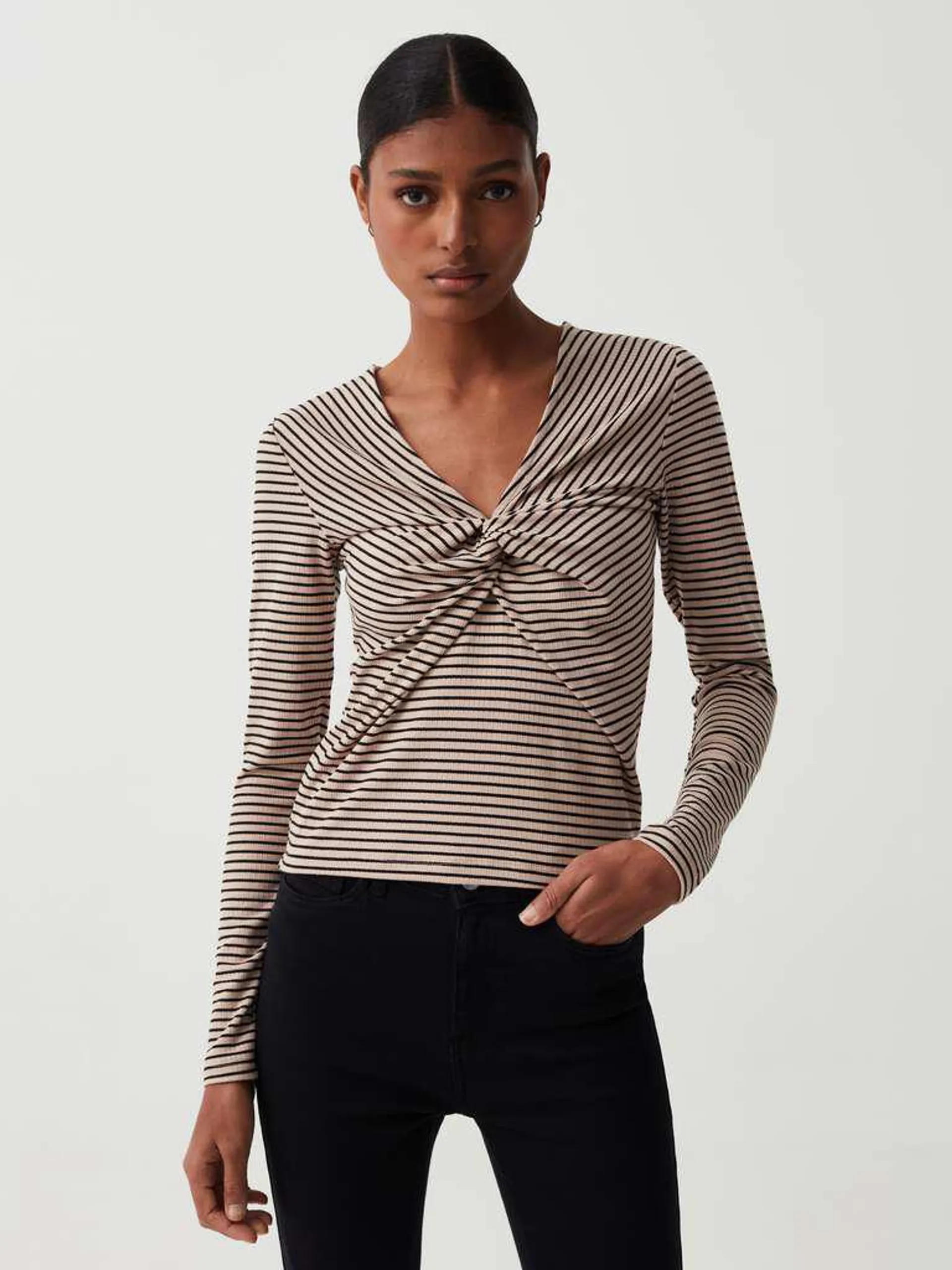 Black/Brown Striped T-shirt with long sleeves and knot