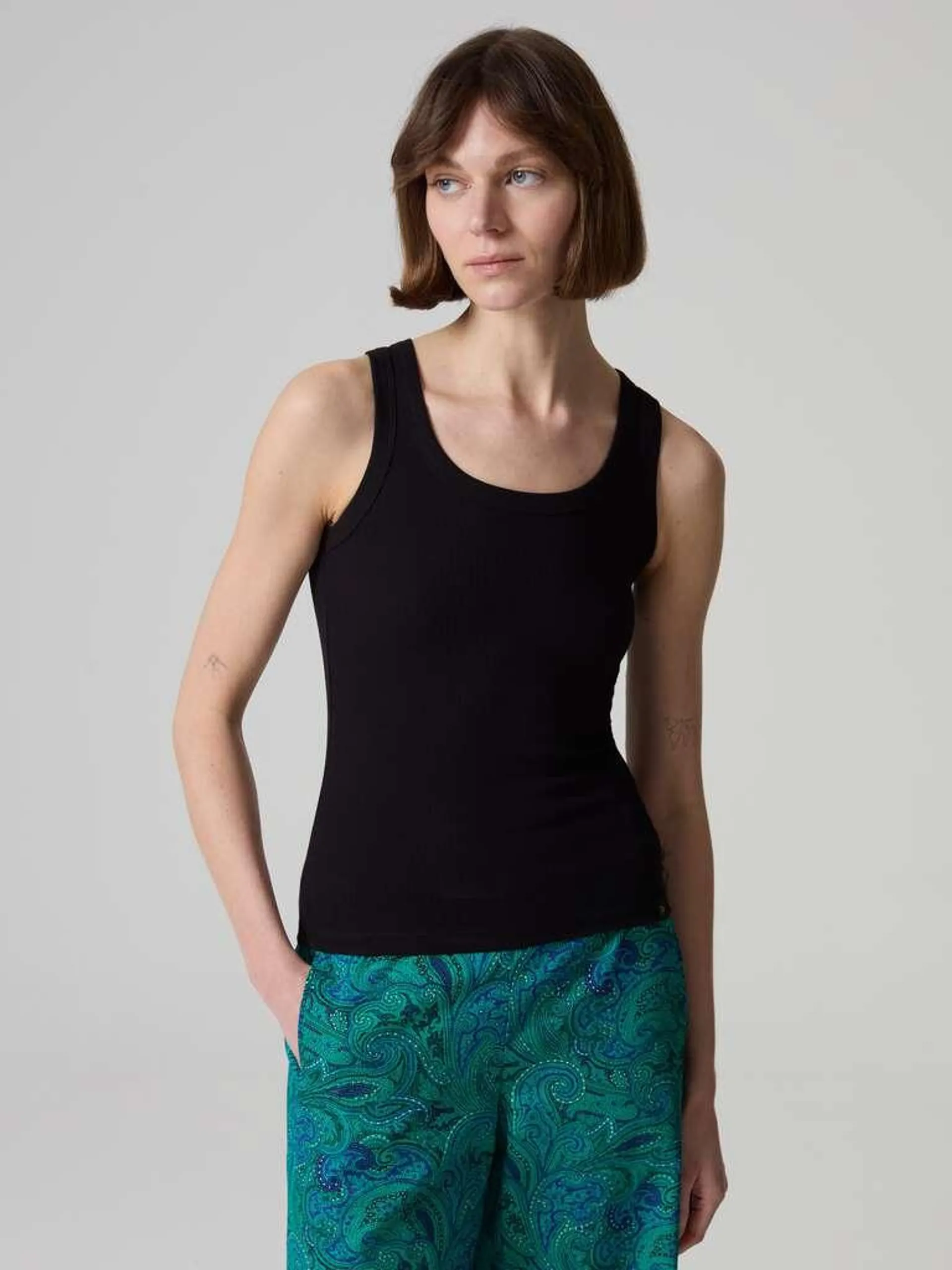 Black Tank top in ribbed stretch cotton