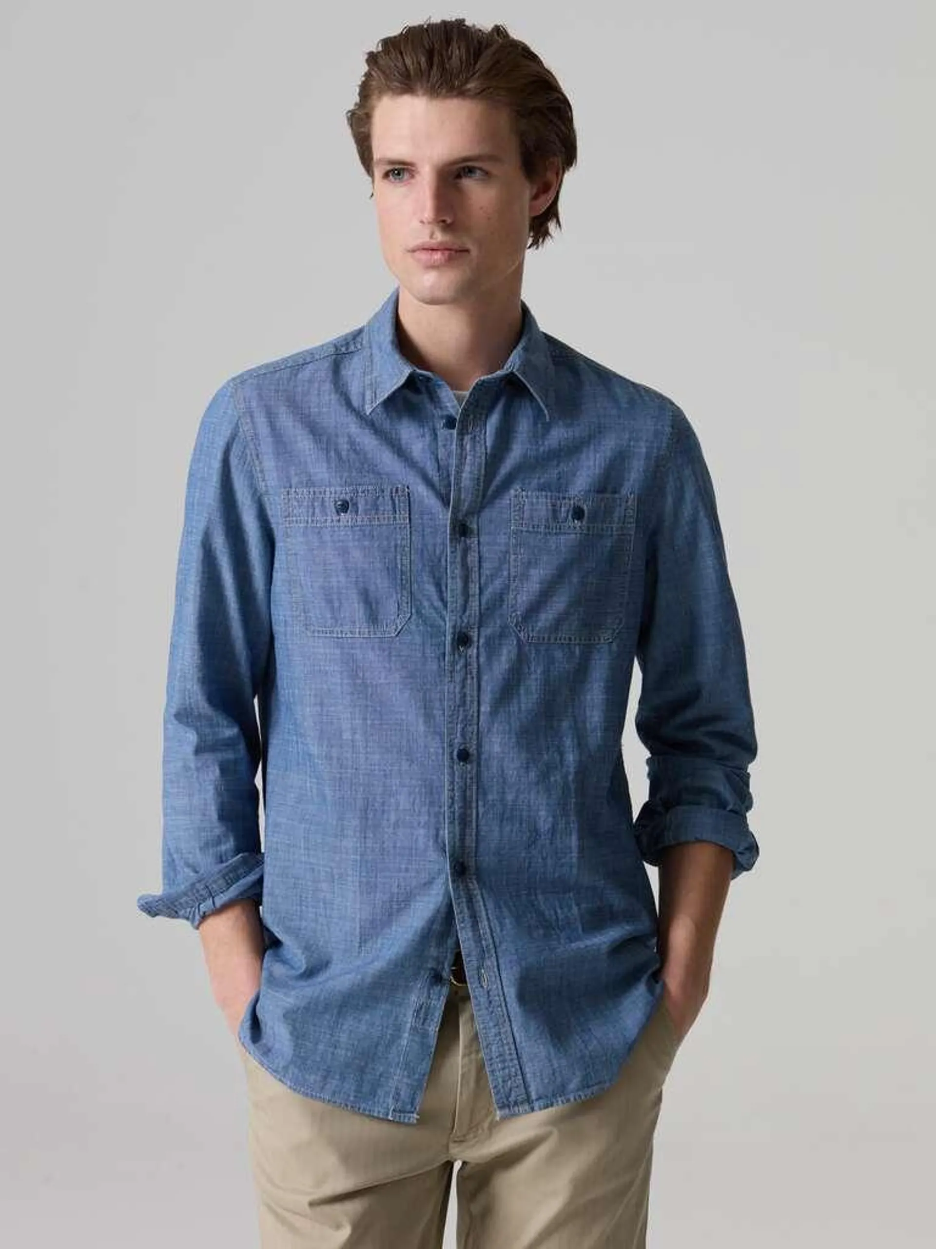 Chambray Blue Chambray cotton shirt with pockets