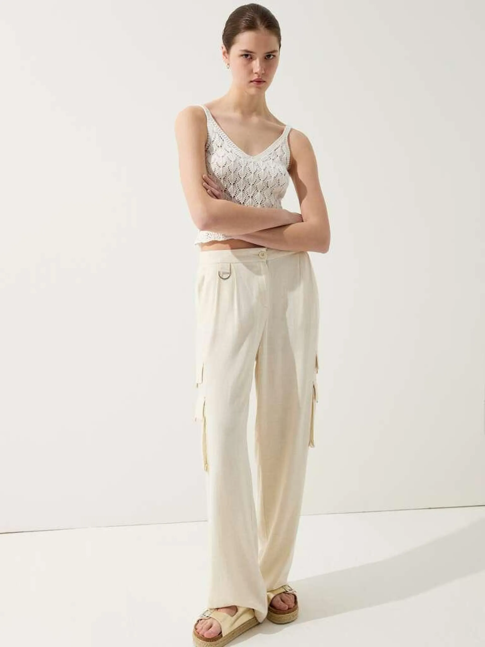 Natural Wide-leg cargo trousers with darts