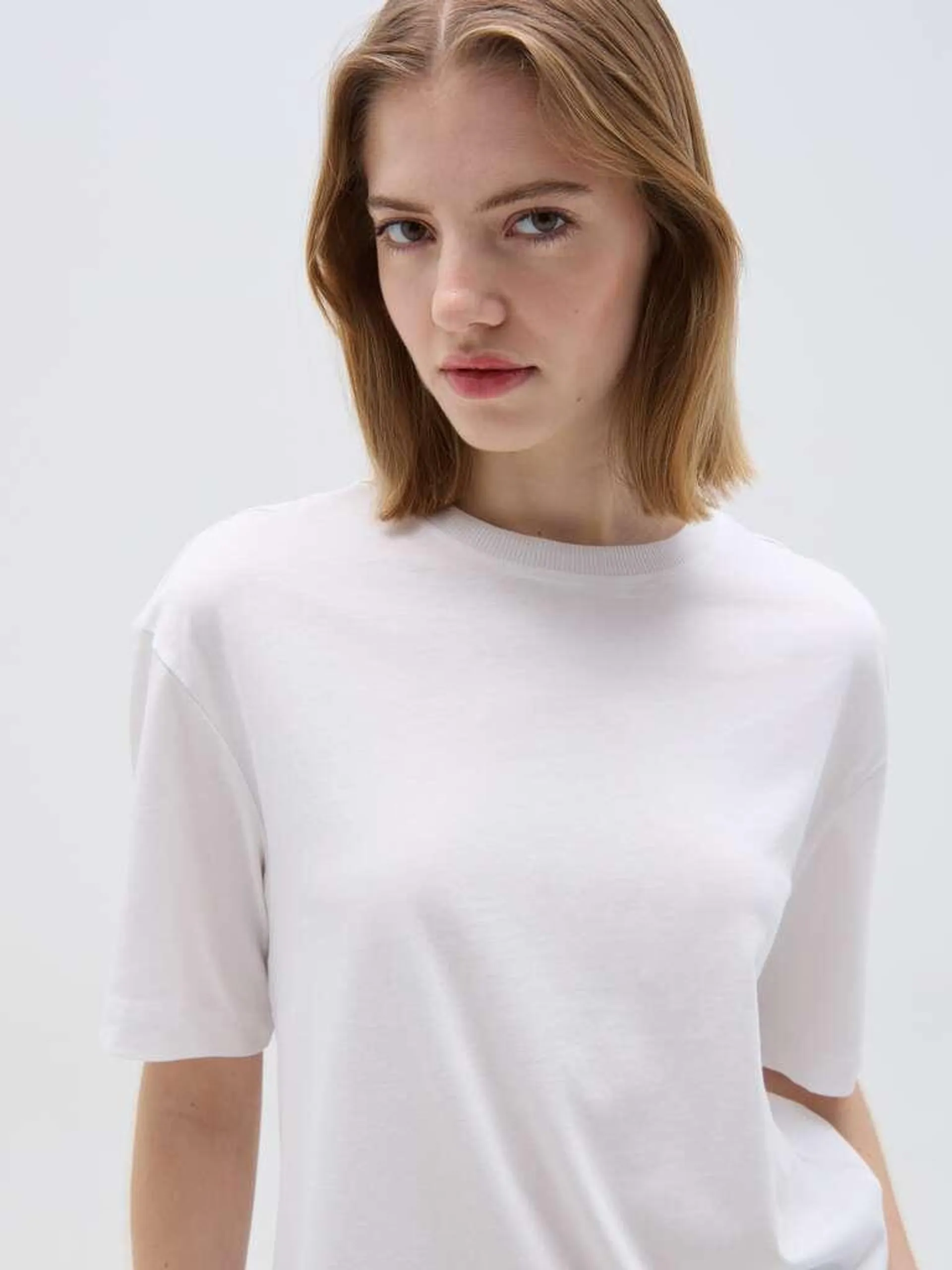 Optical White T-shirt boxy fit in cotone bio