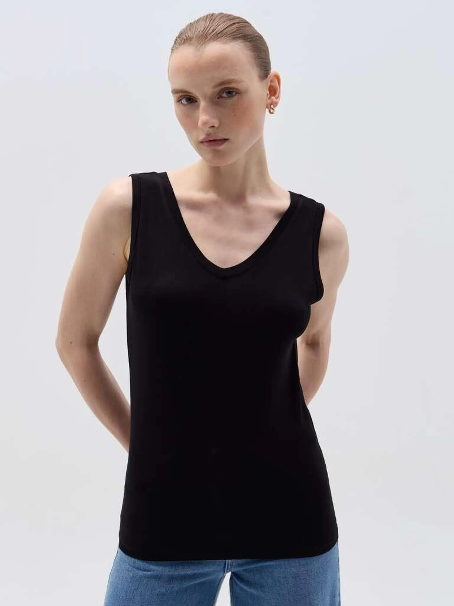 Black Tank top with V neck