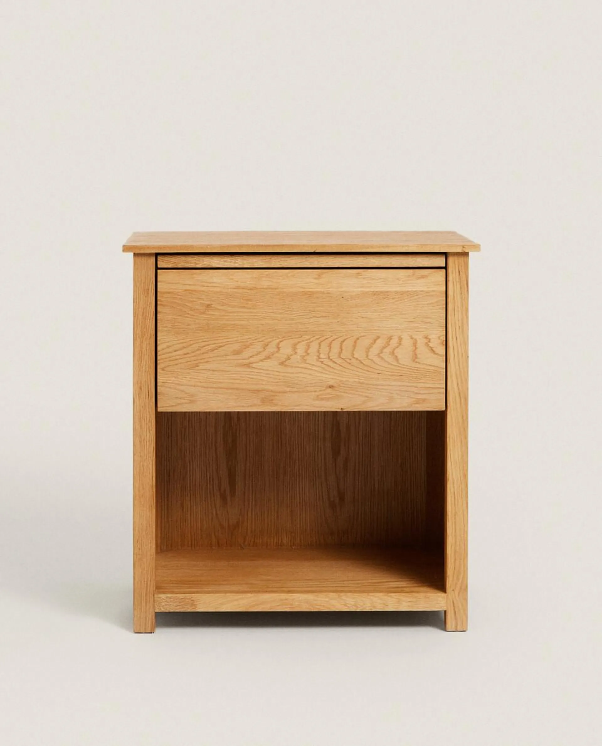 OAK WOOD BEDSIDE TABLE