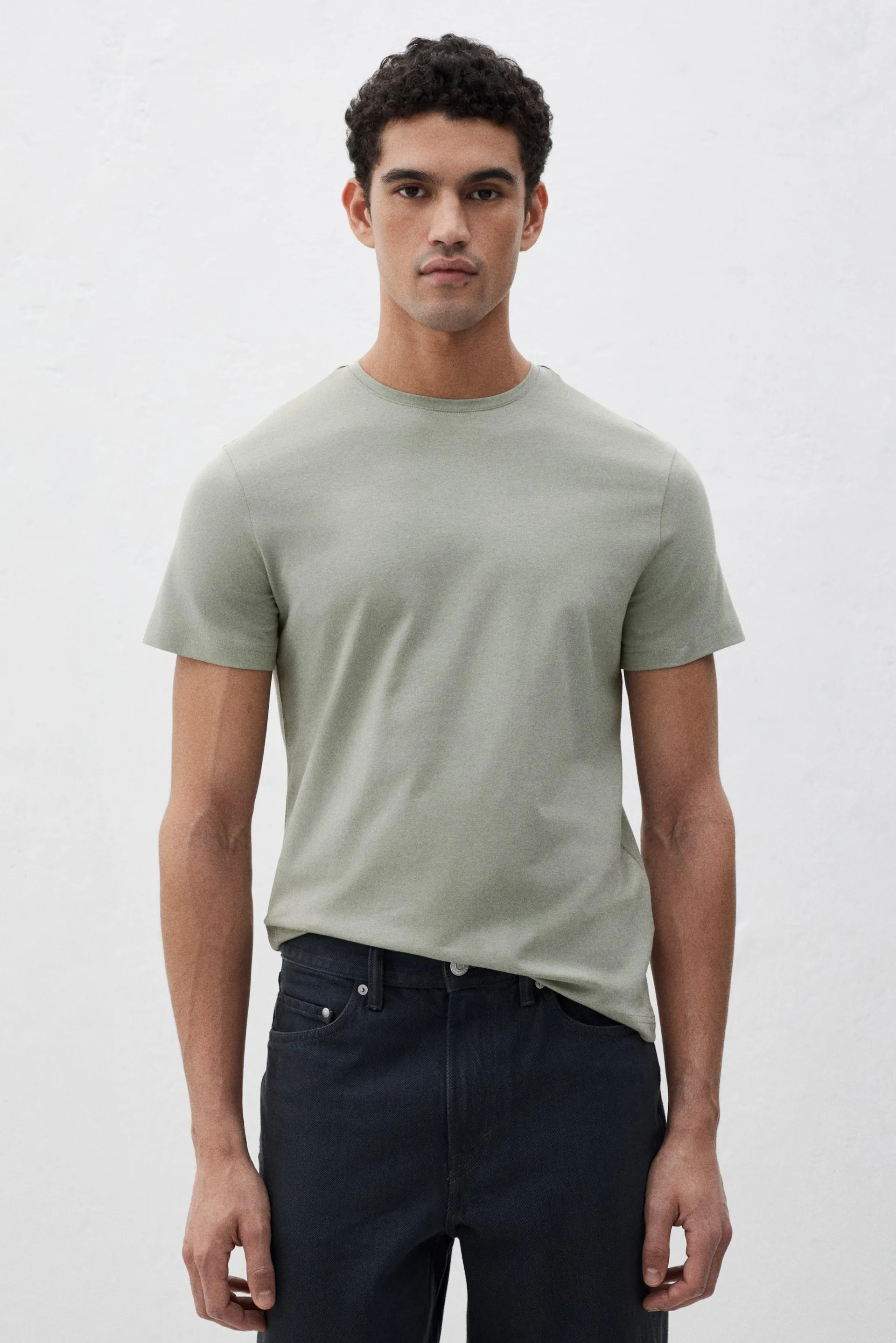 Slim Fit T-shirt