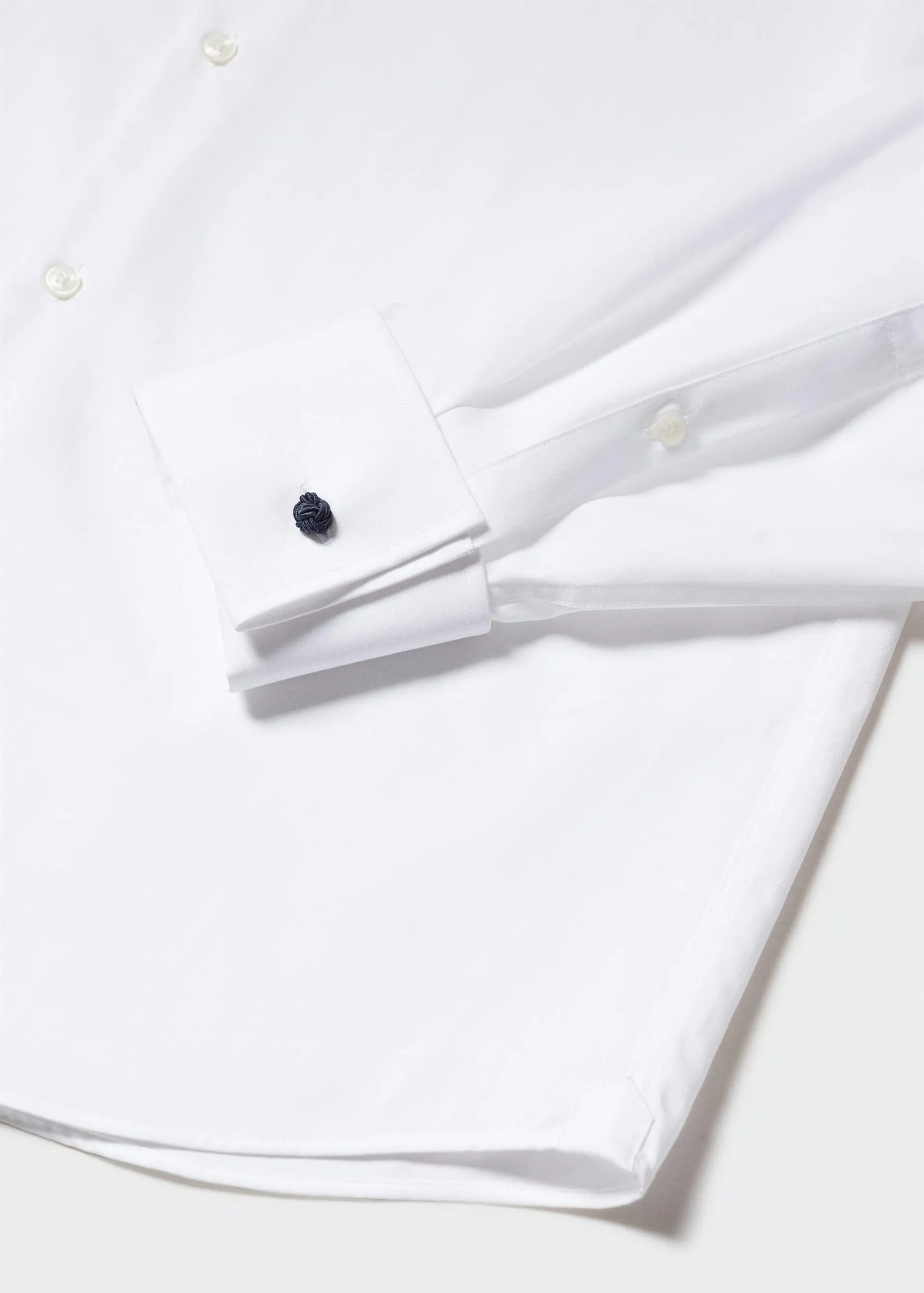 Regular-fit suit shirt with cufflinks