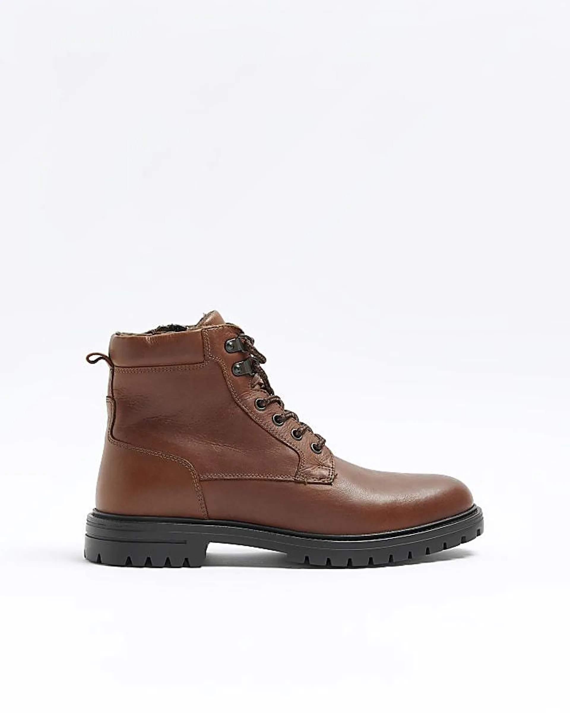 Brown leather padded collar boots