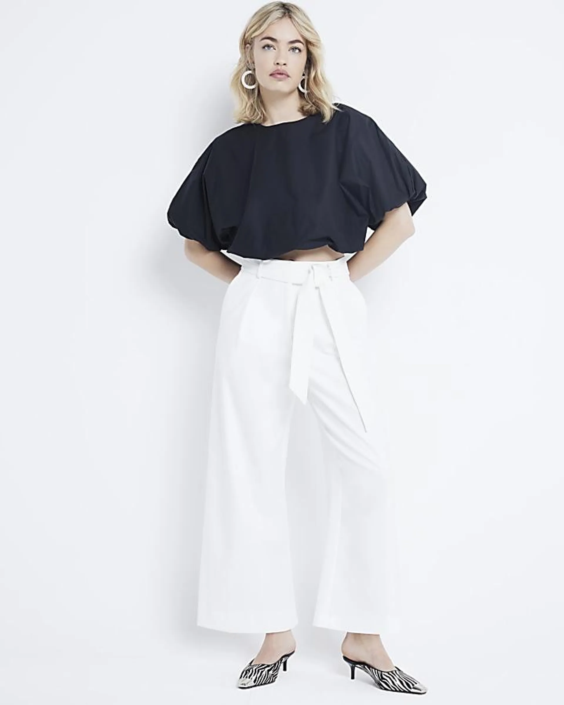 White wide leg pleated cropped trousers