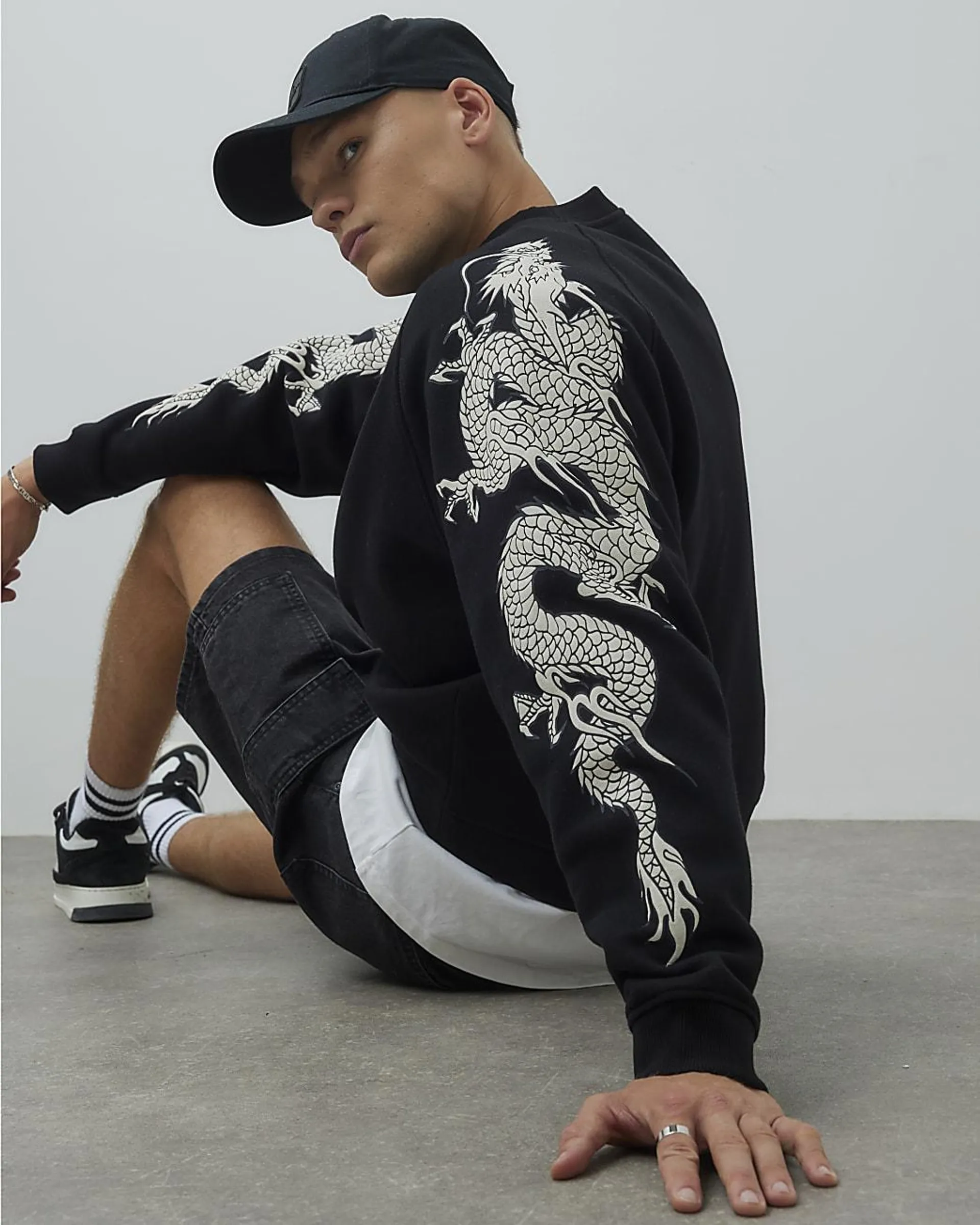 Black Japanese Dragon Long Sleeve Sweatshirt