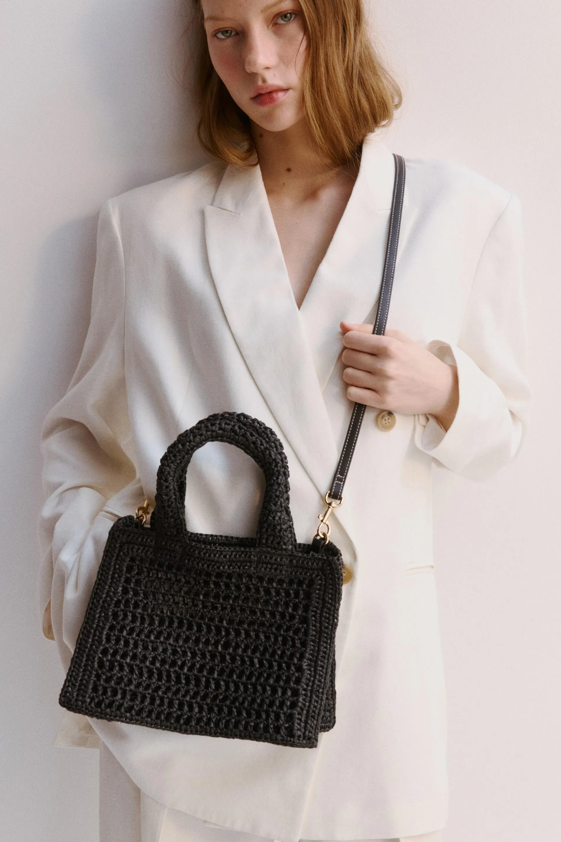 Straw handbag