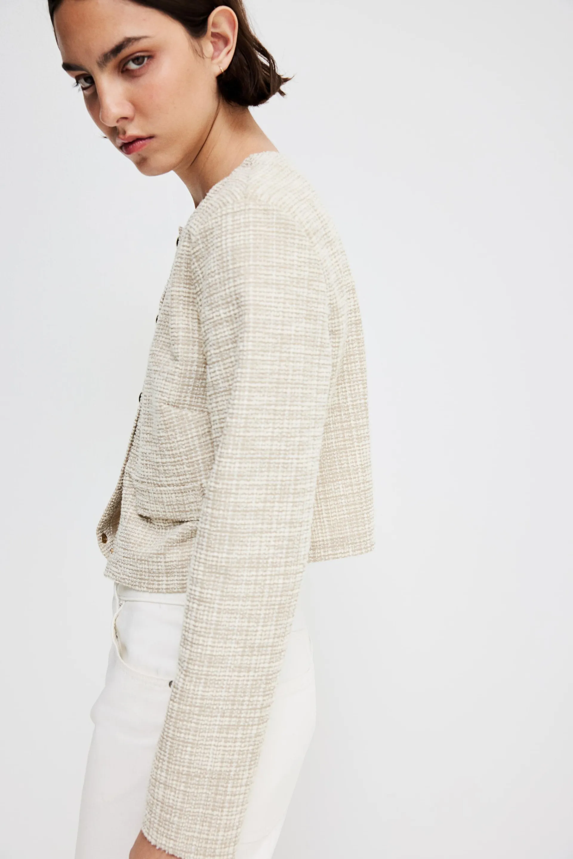 Shoulder-pad cardigan