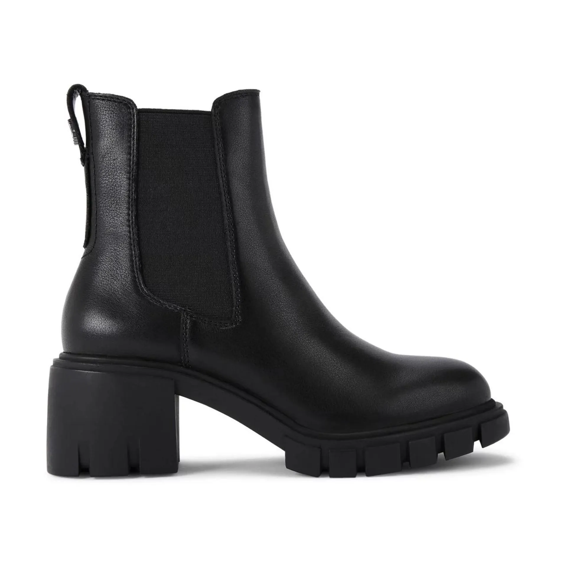 CARVELA Ignite Leather Chelsea Boots €195.00 €135.00