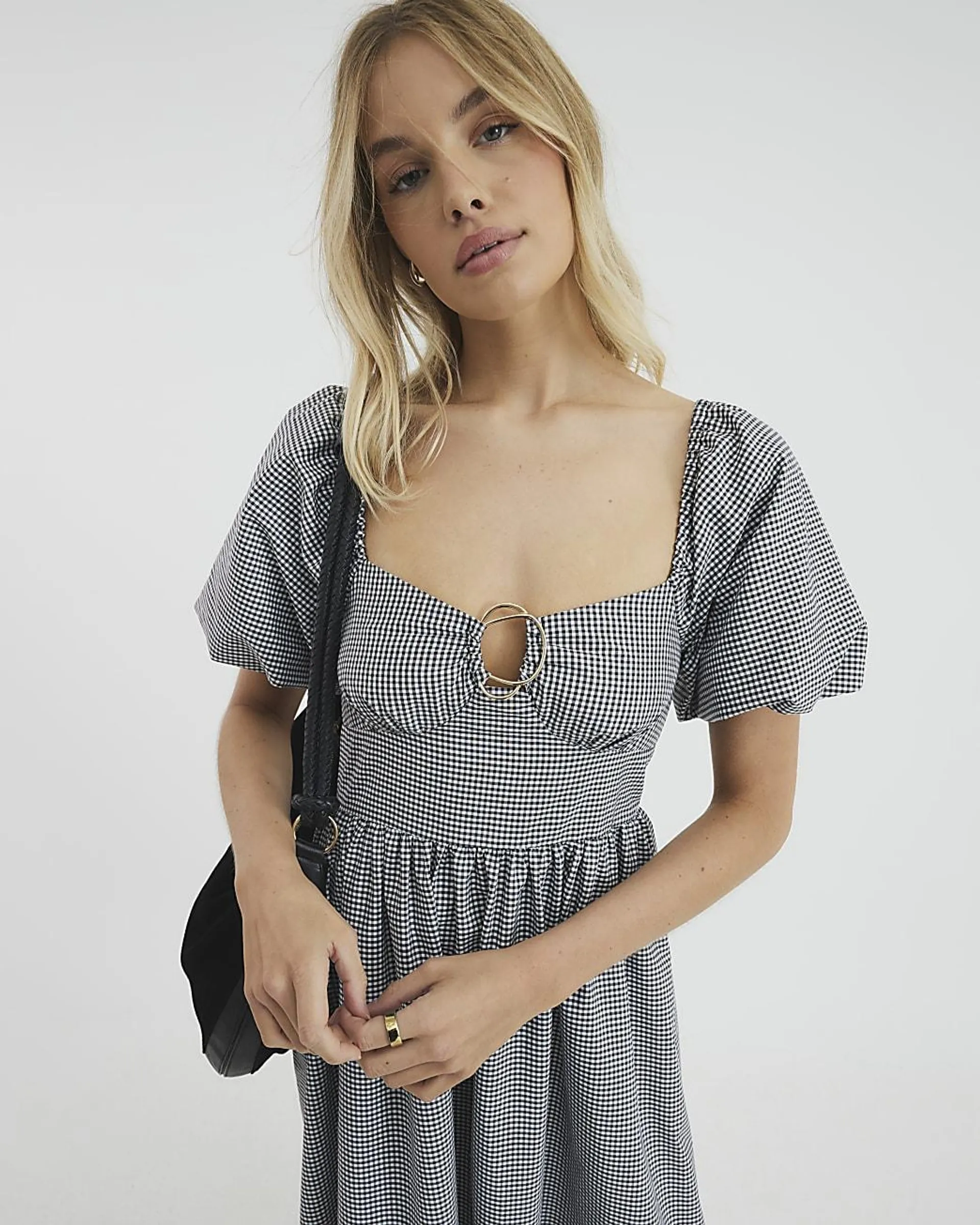 Black Short Sleeve Gingham Midi Dress