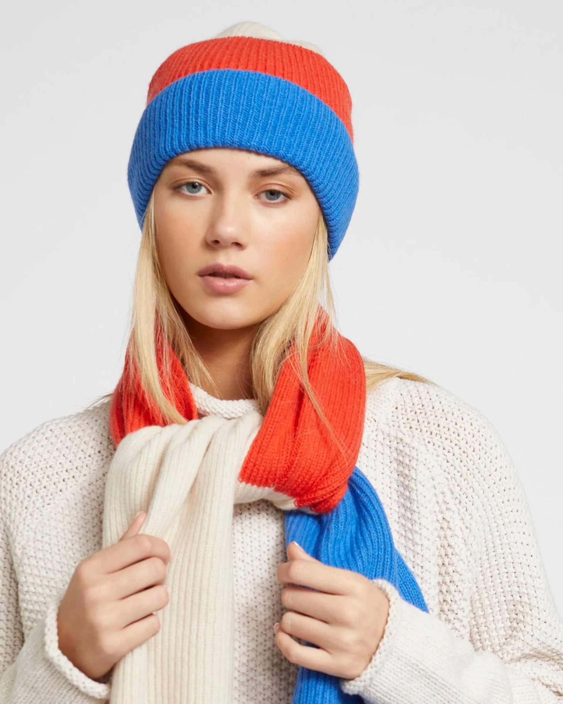 Carolyn Donnelly The Edit Cashmere Blend Colourblock Hat