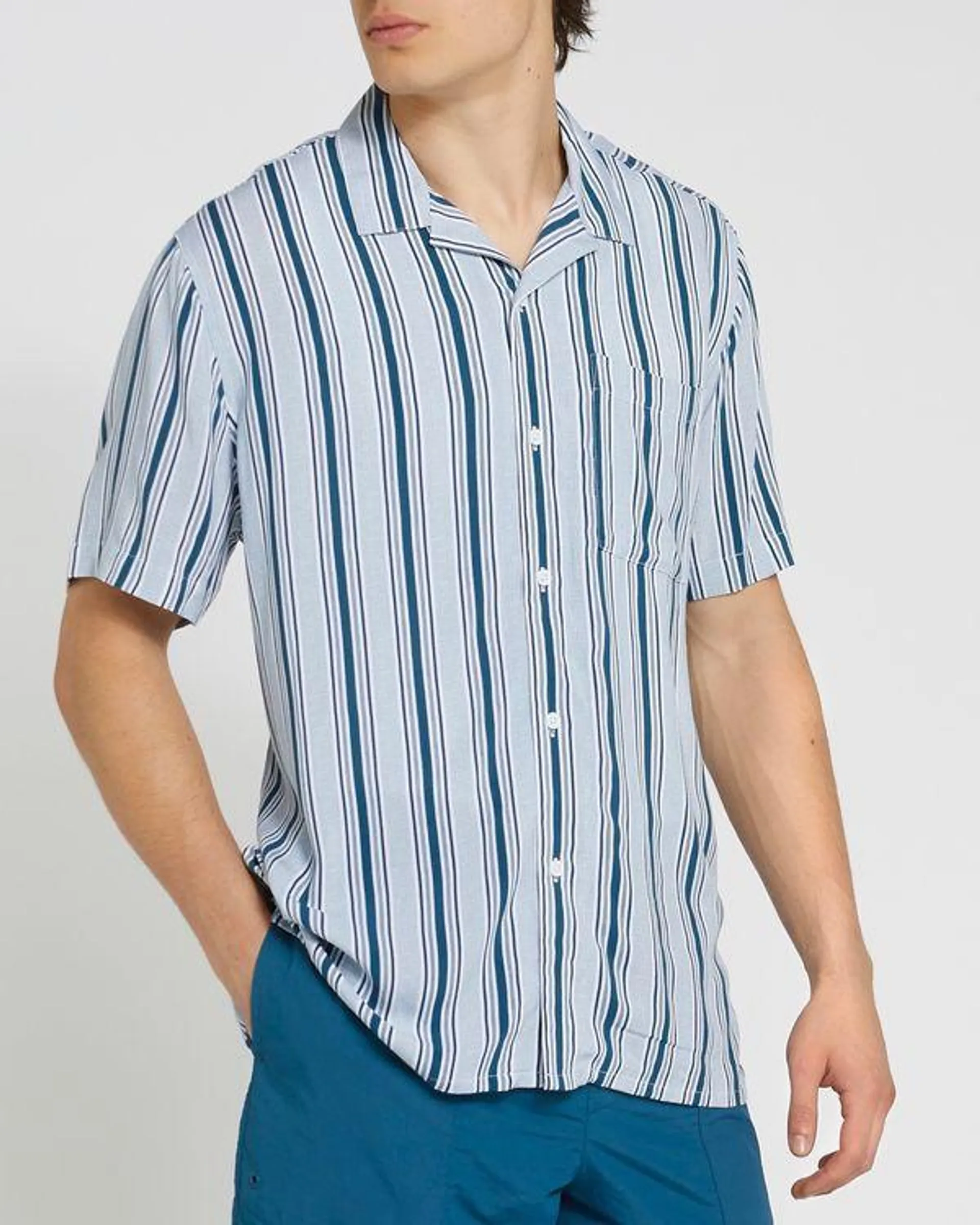 Short-Sleeved Viscose Resort Shirt