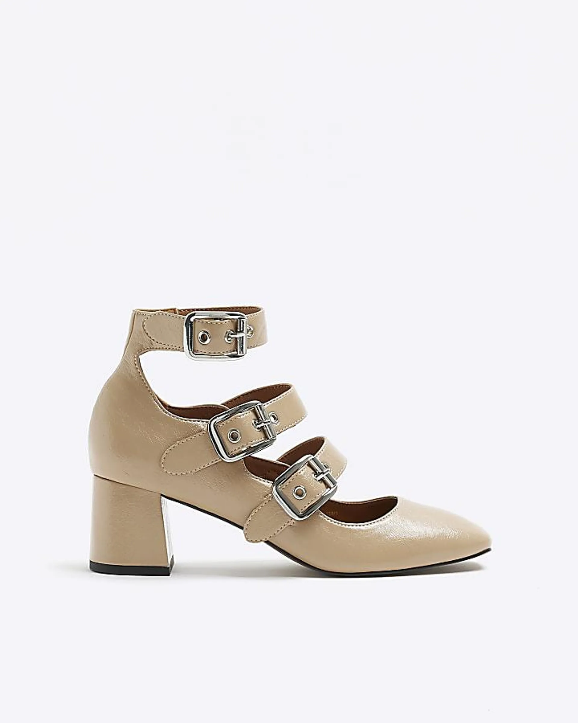 Beige buckle heeled shoes