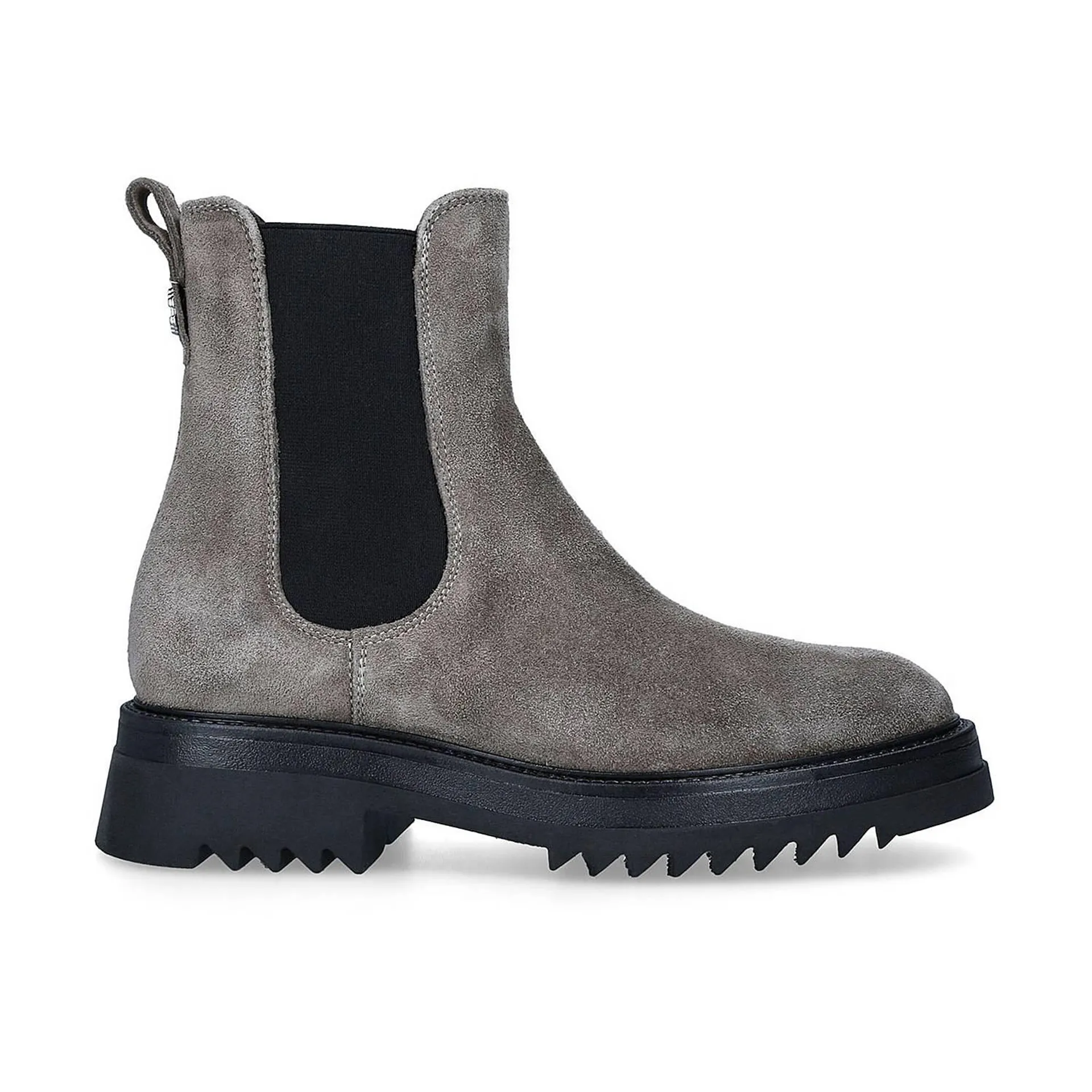 Strong Chelsea Boots