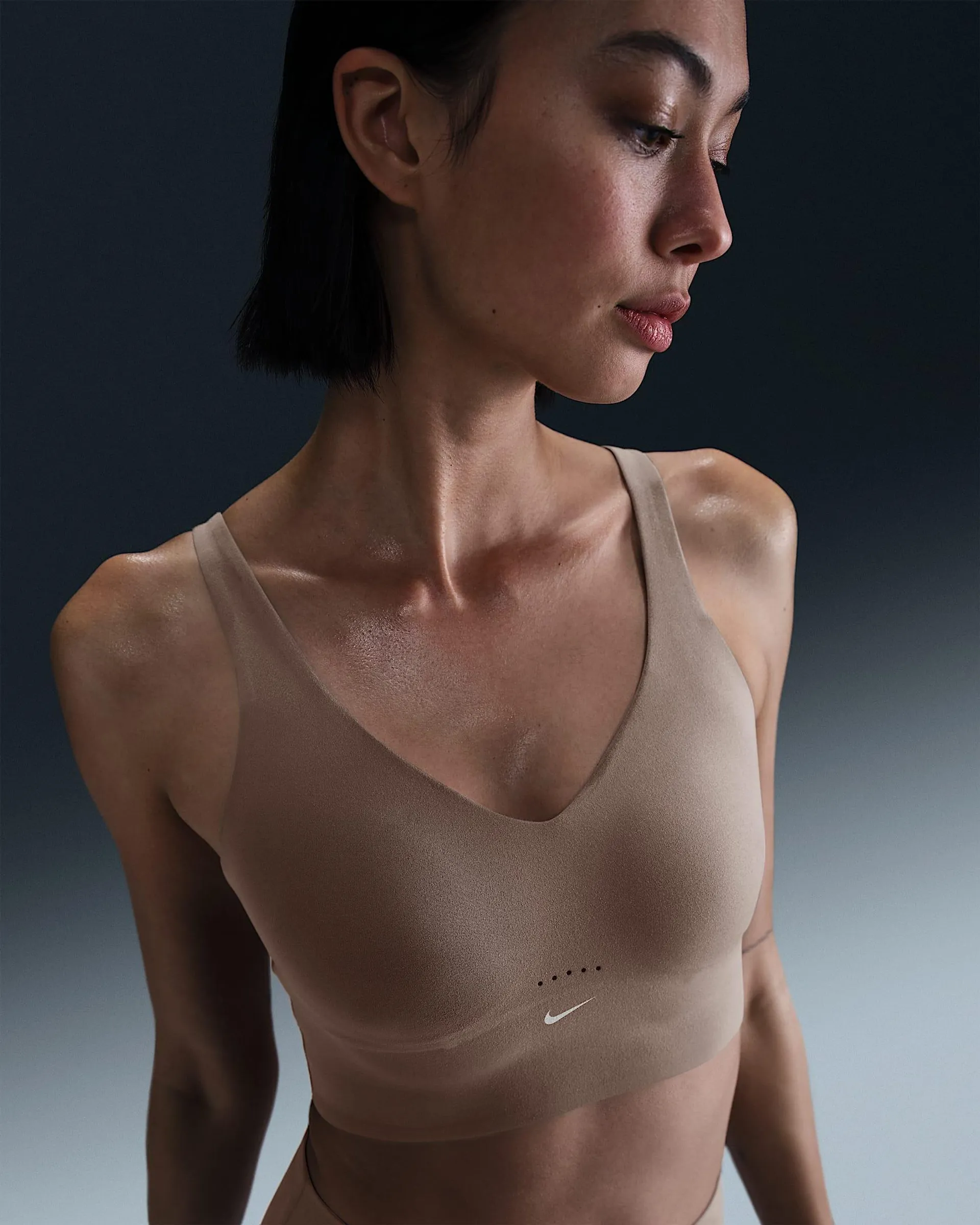 Nike Alate Medium Support