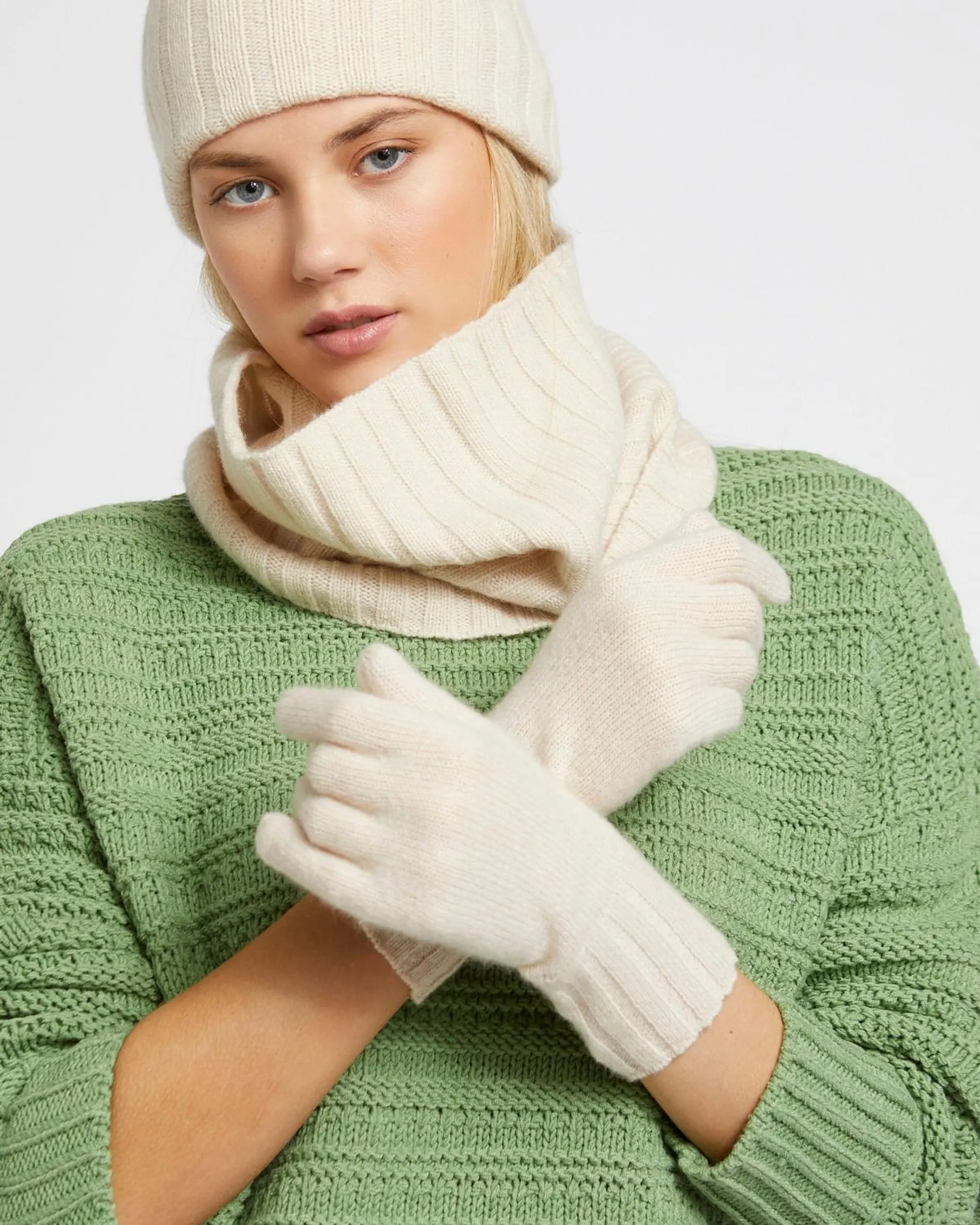 Carolyn Donnelly The Edit Stone 100% Cashmere Gloves