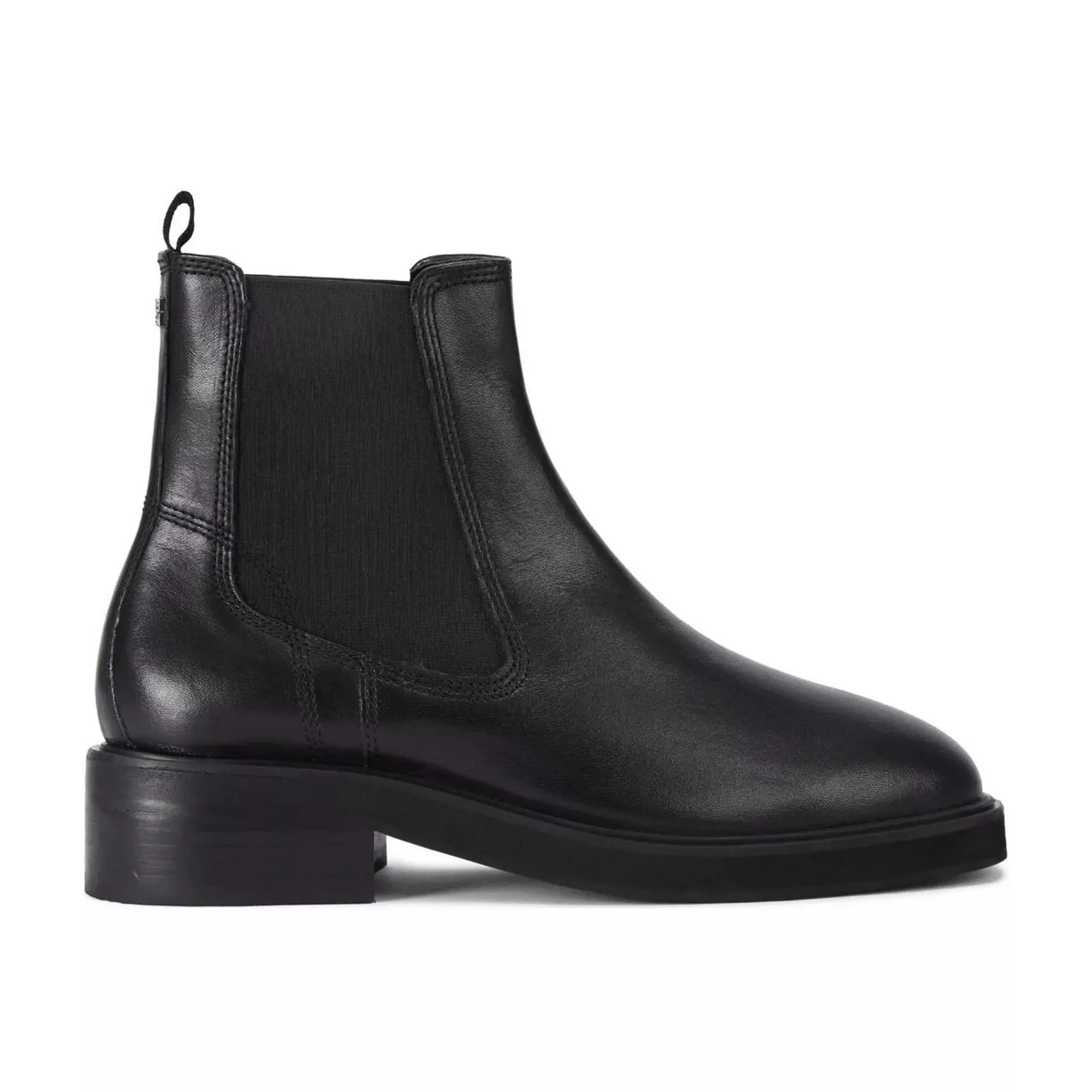 KG BY KURT GEIGER Transpire Chelsea Boots €170.00 €90.00