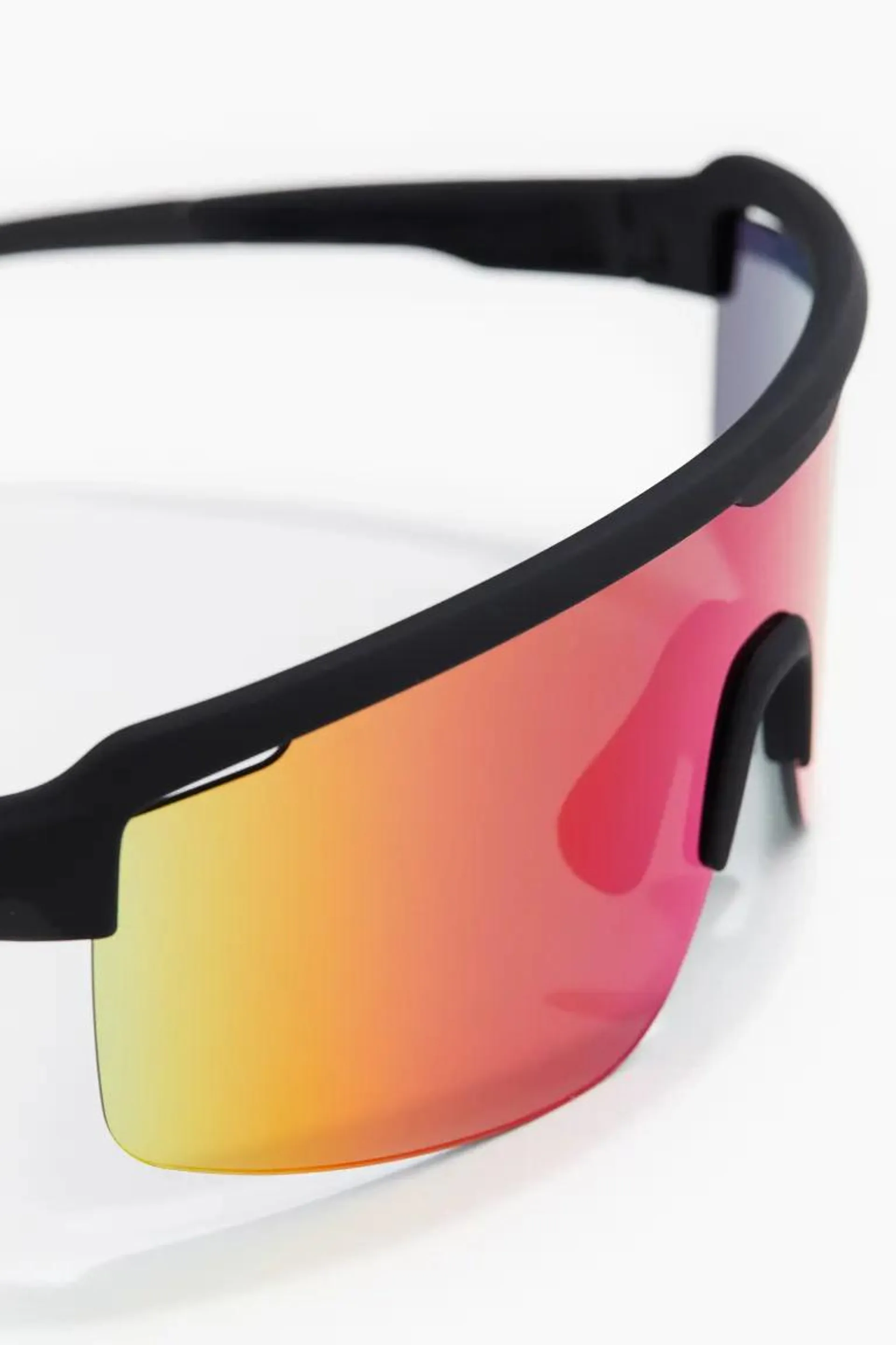 Sports sunglasses