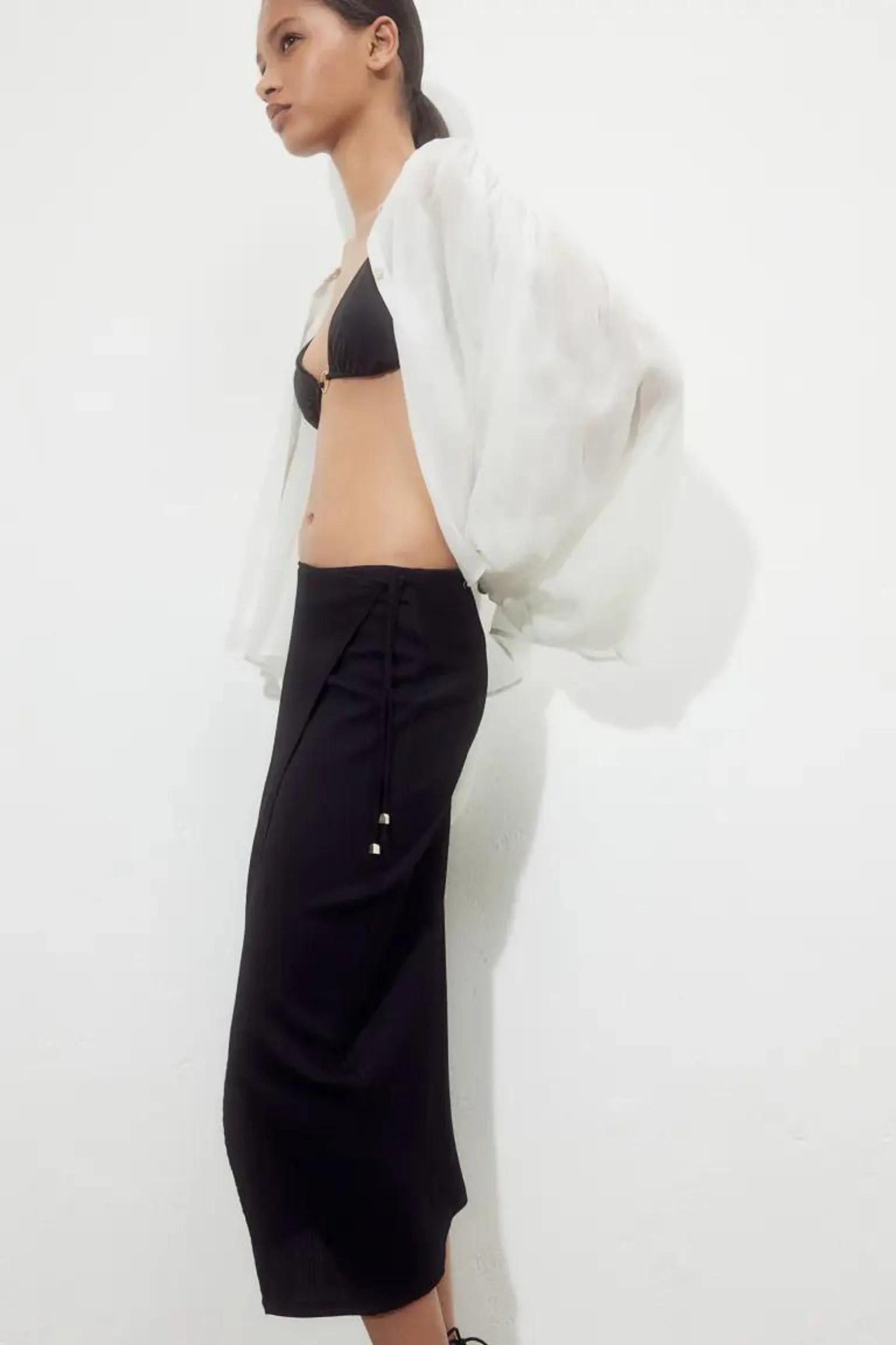 Crinkled wrap skirt