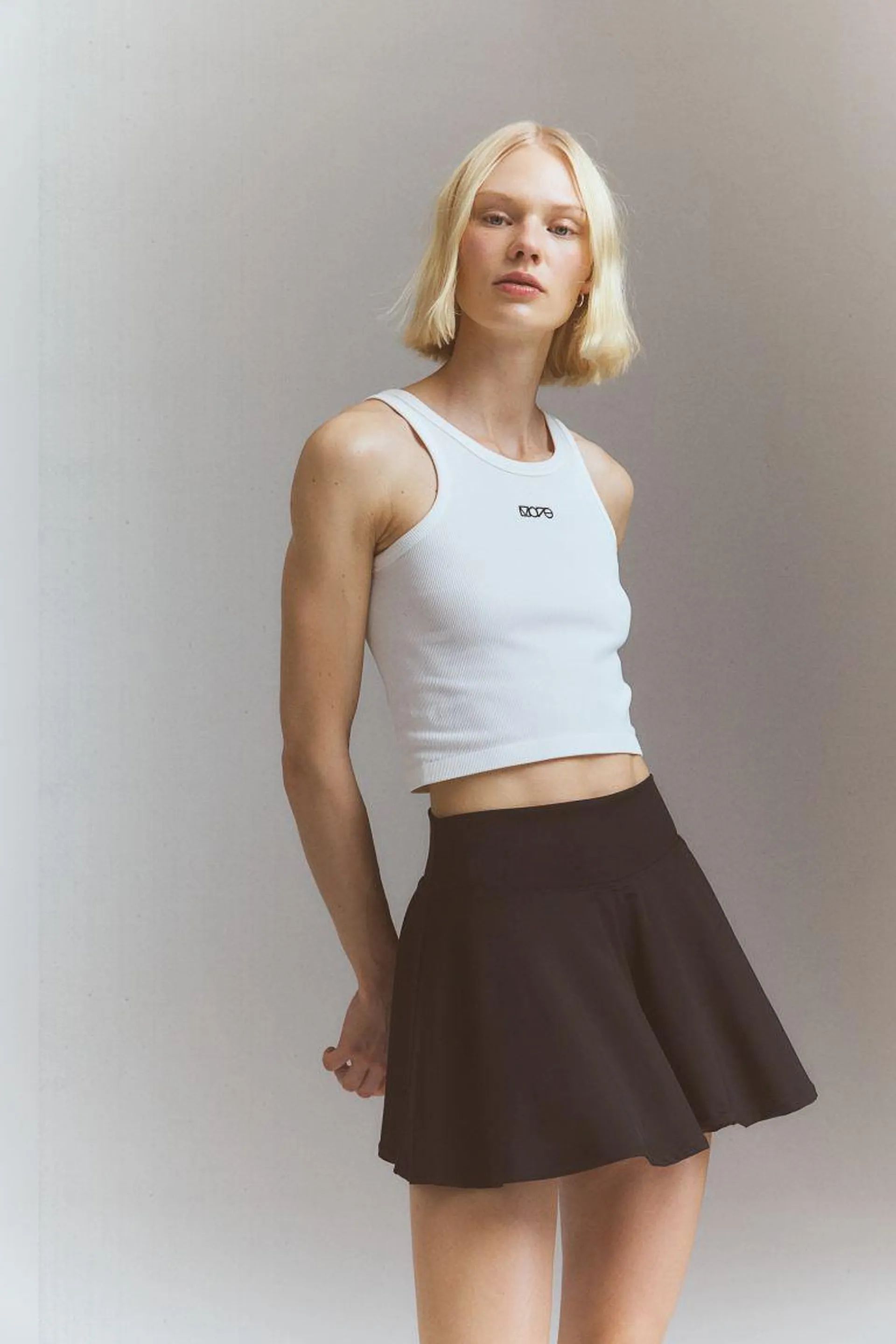 DryMove™ Circle-cut tennis skirt