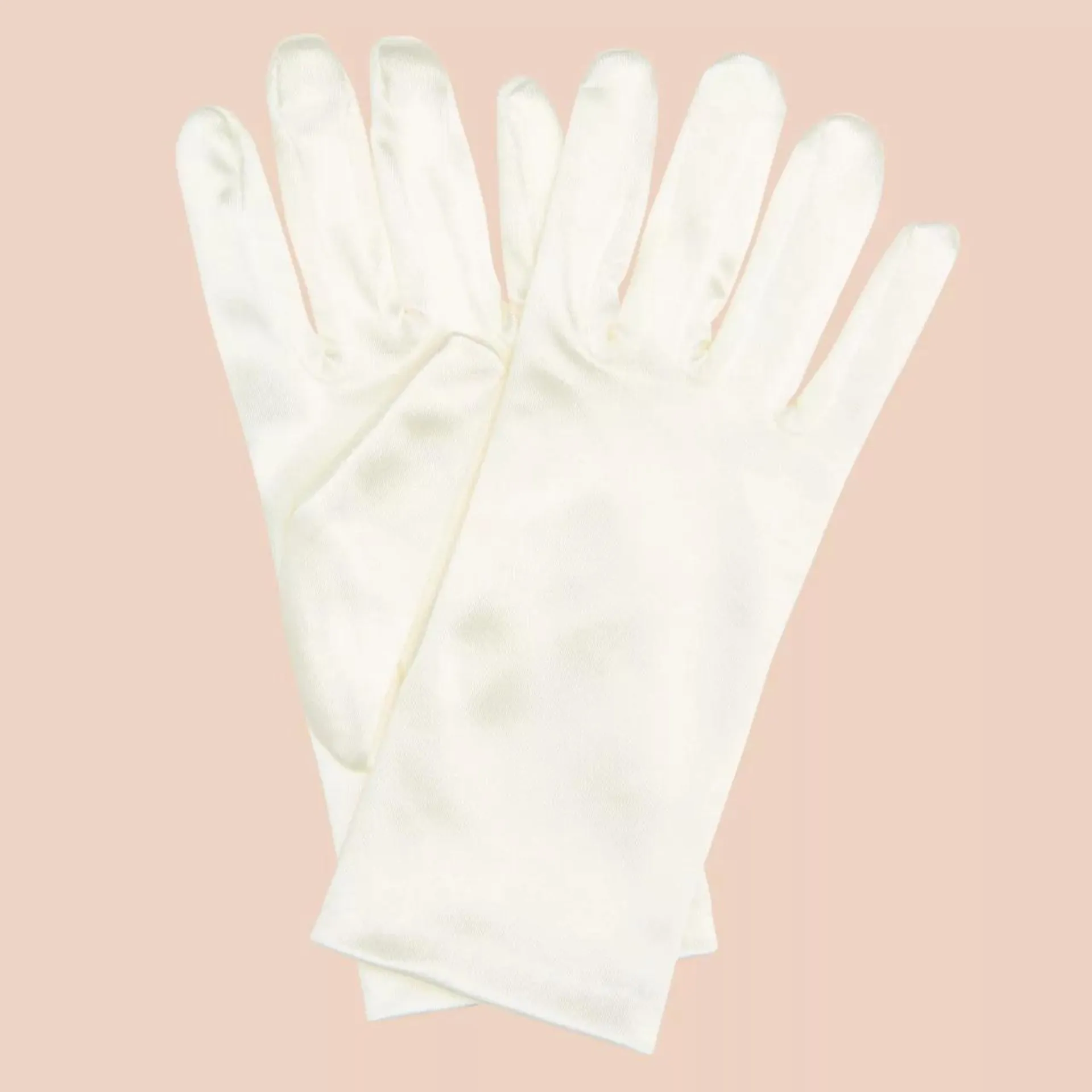 New in ISABELLA Satin Communion Gloves €10.00