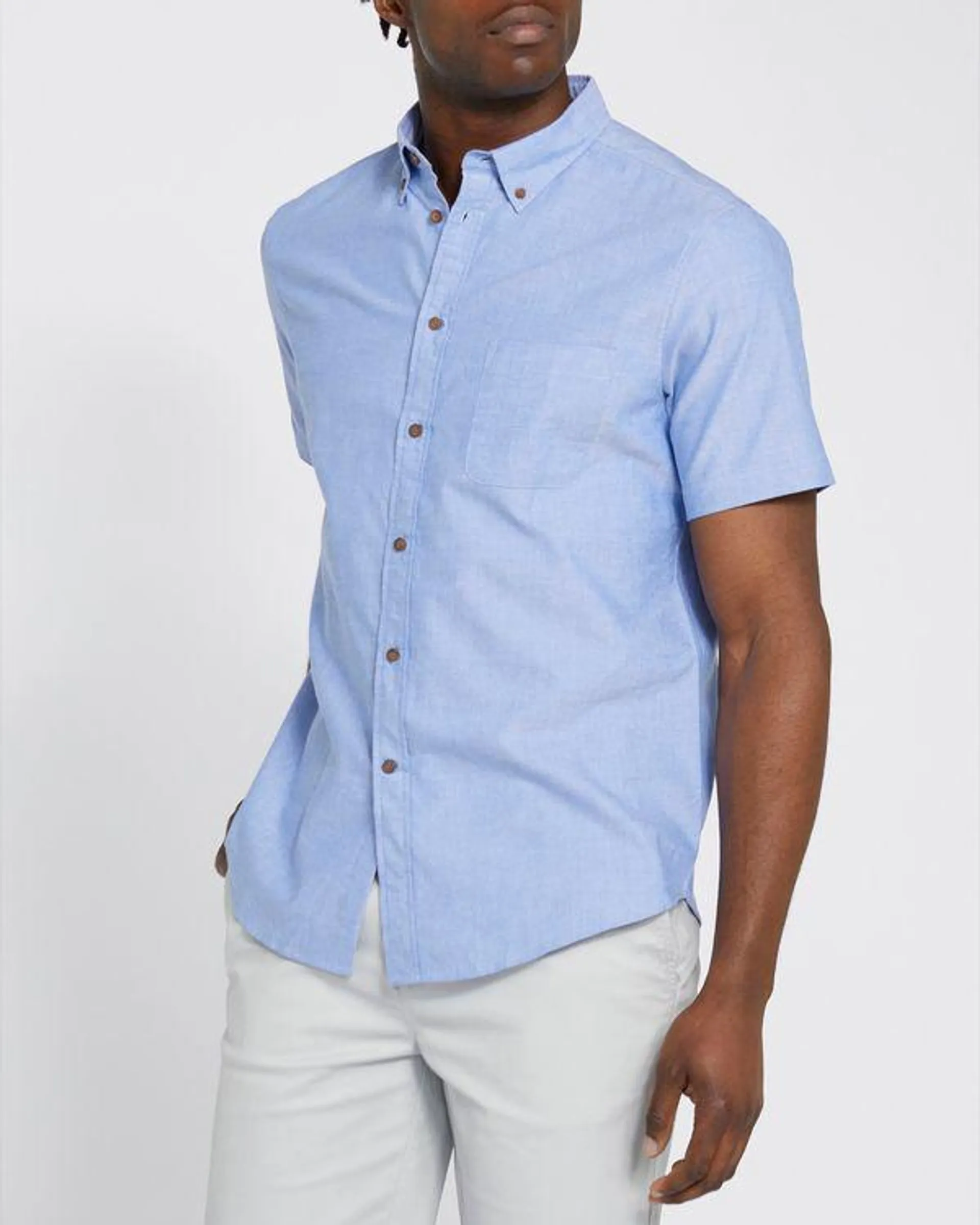 Regular Fit Short-Sleeved Oxford Solid Shirt