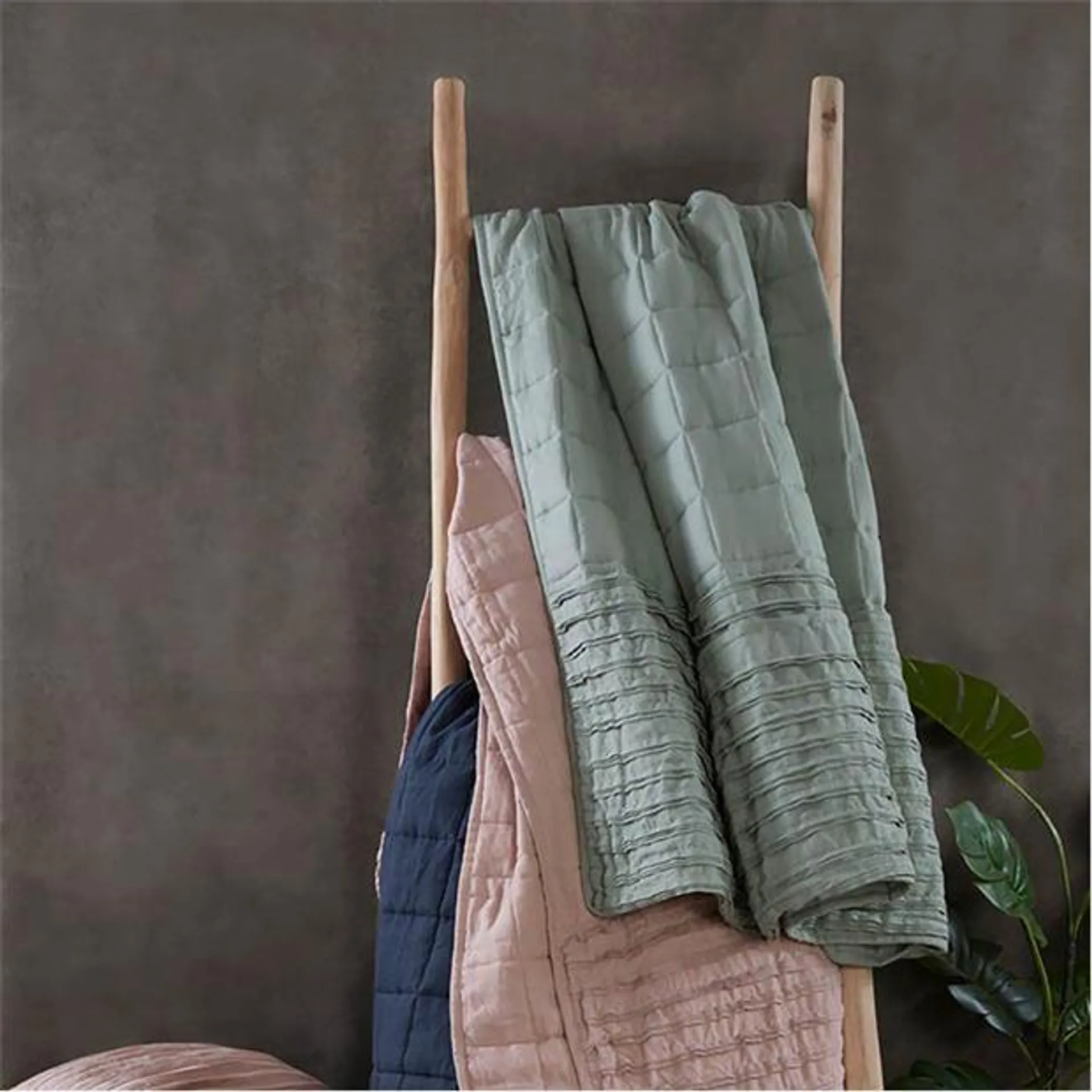 Pure Washed Linen Throw