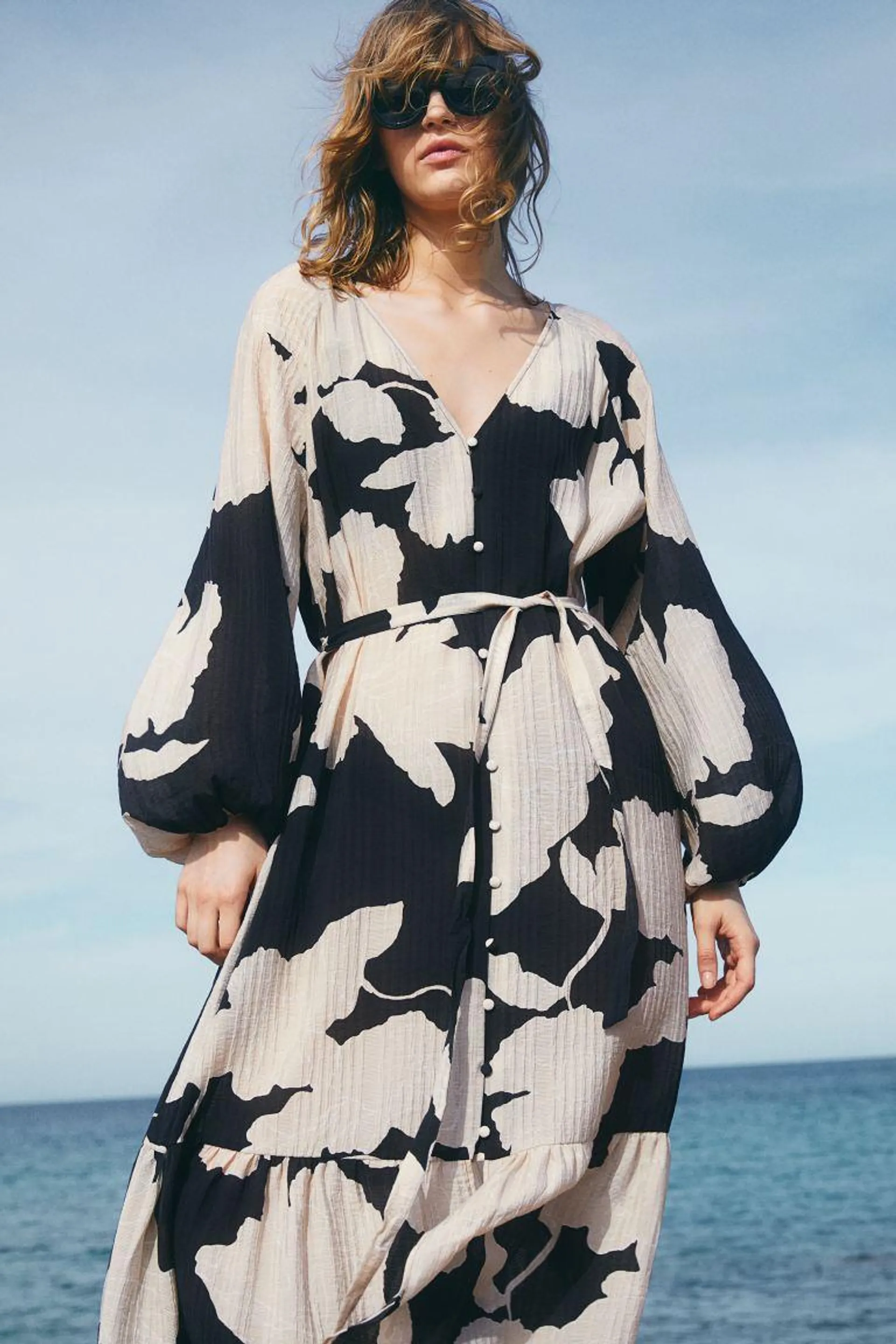 Tie-belt crêpe dress