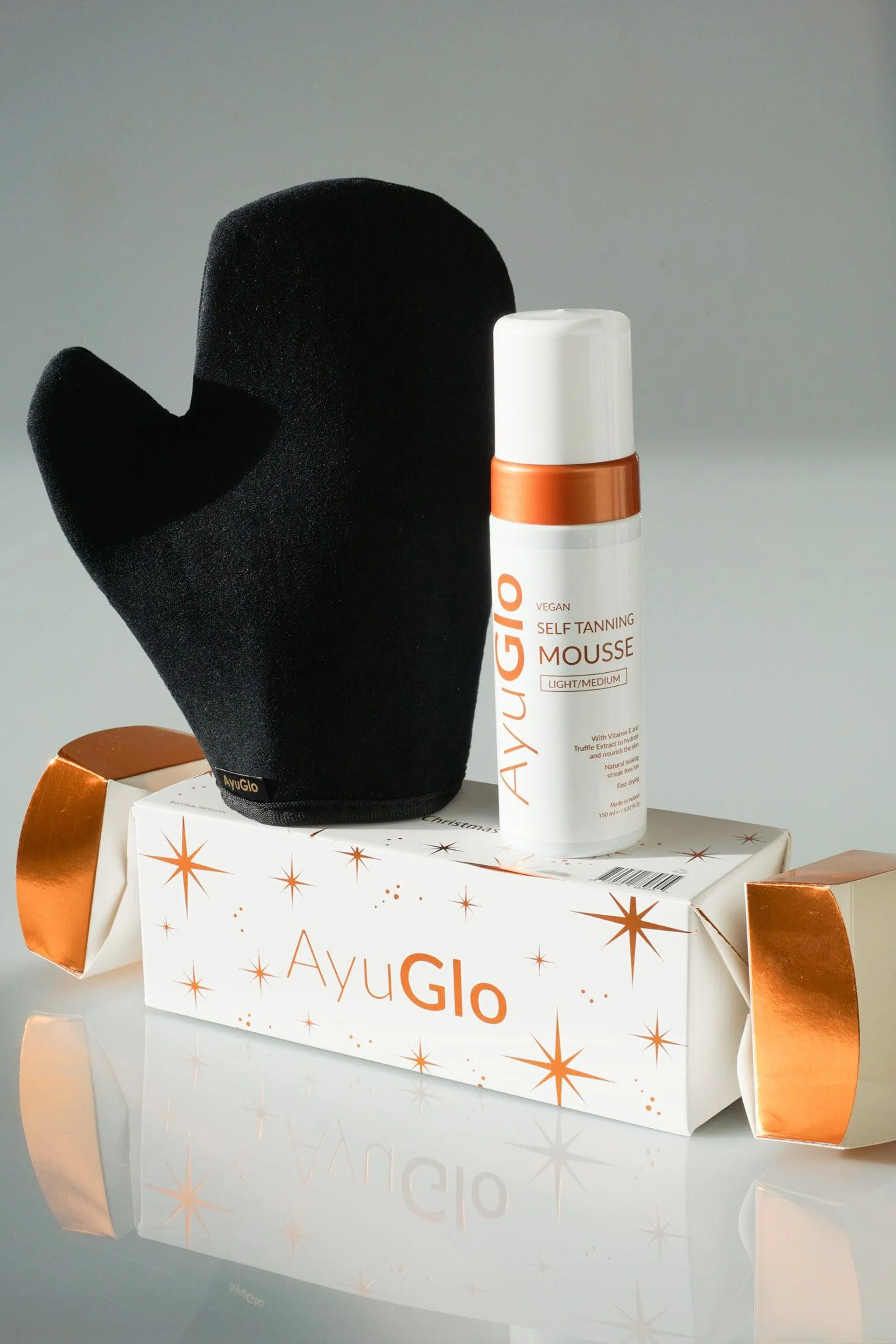 AyuGlo Mousse Christmas Cracker