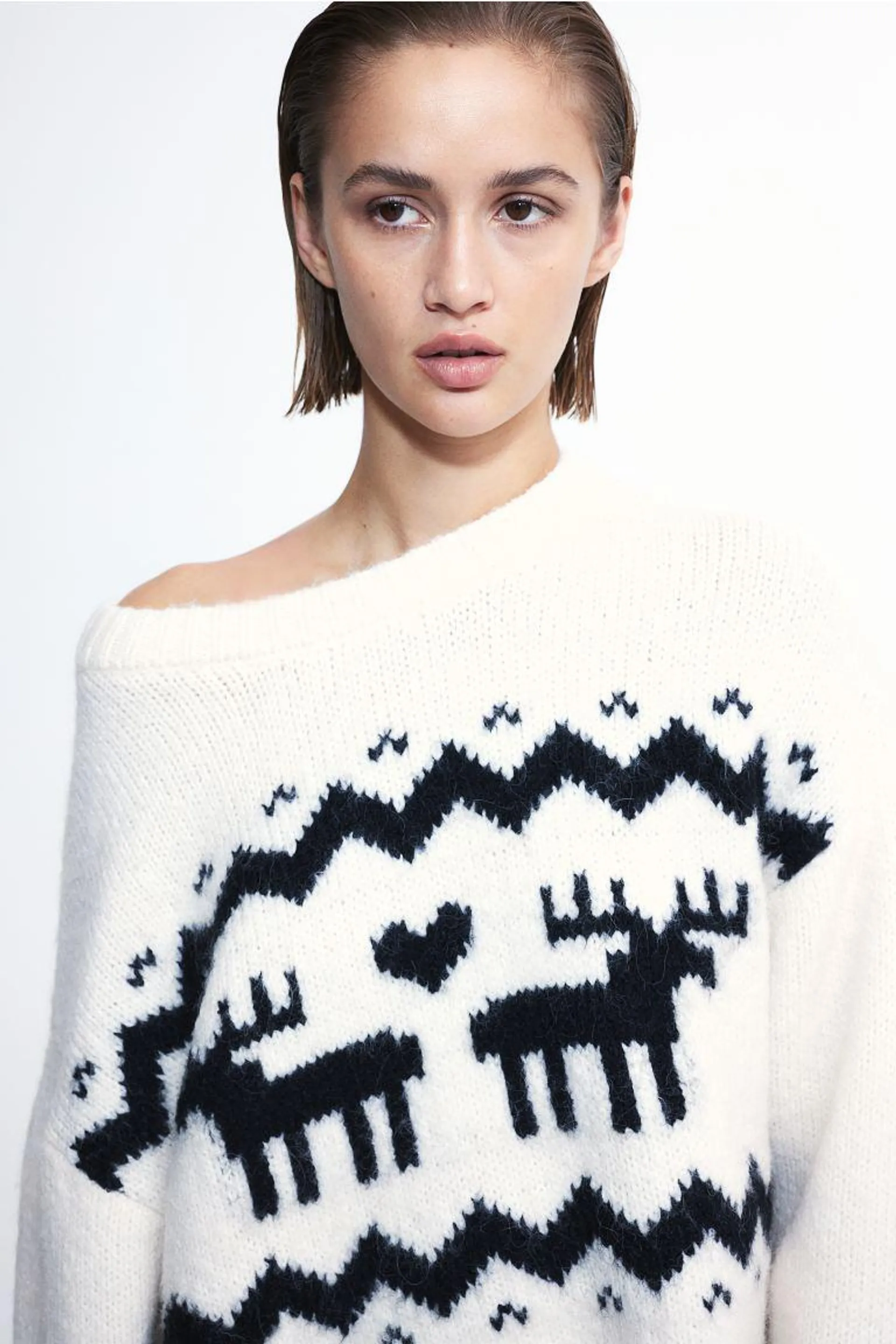 Jacquard-knit jumper