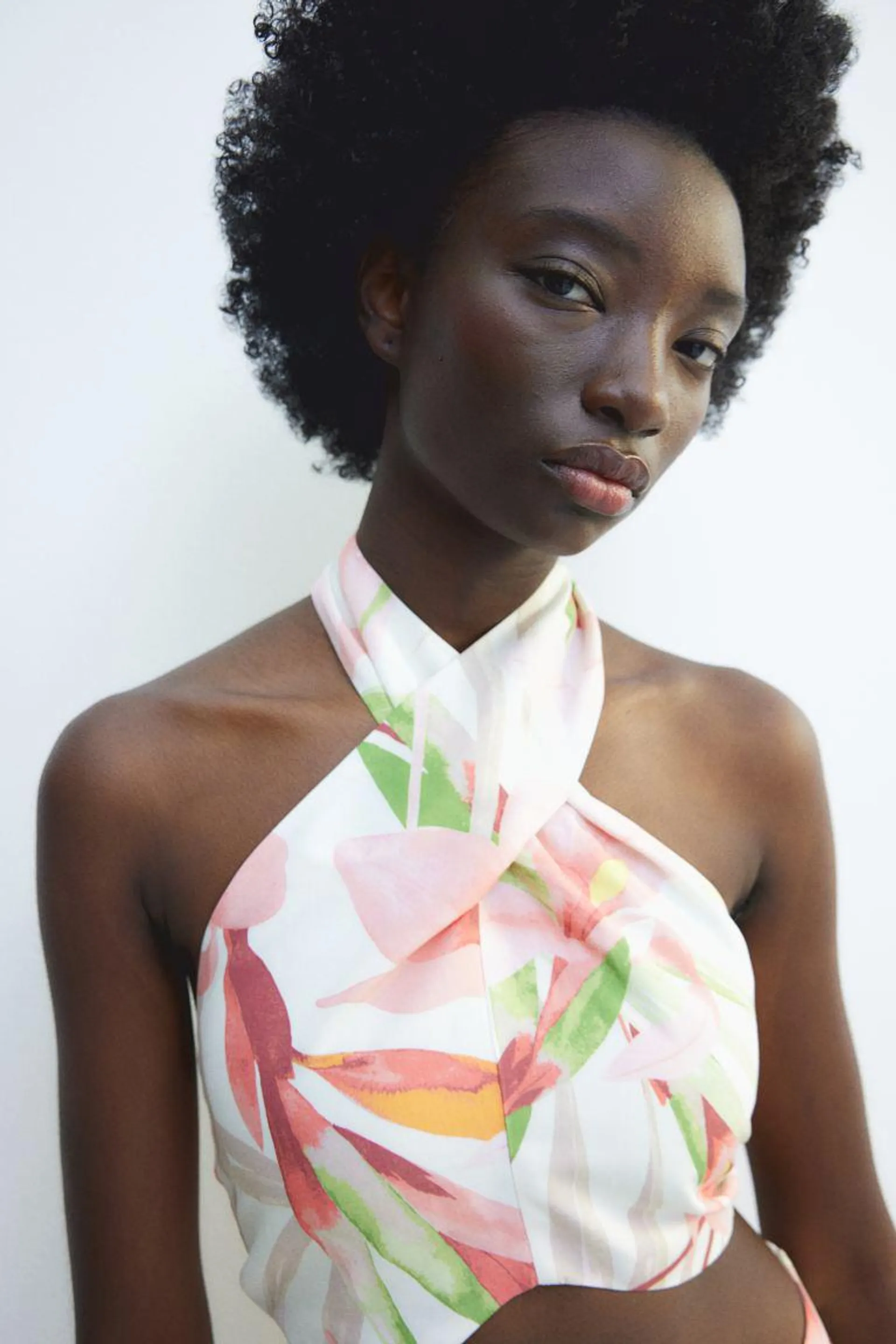 Cropped halterneck top
