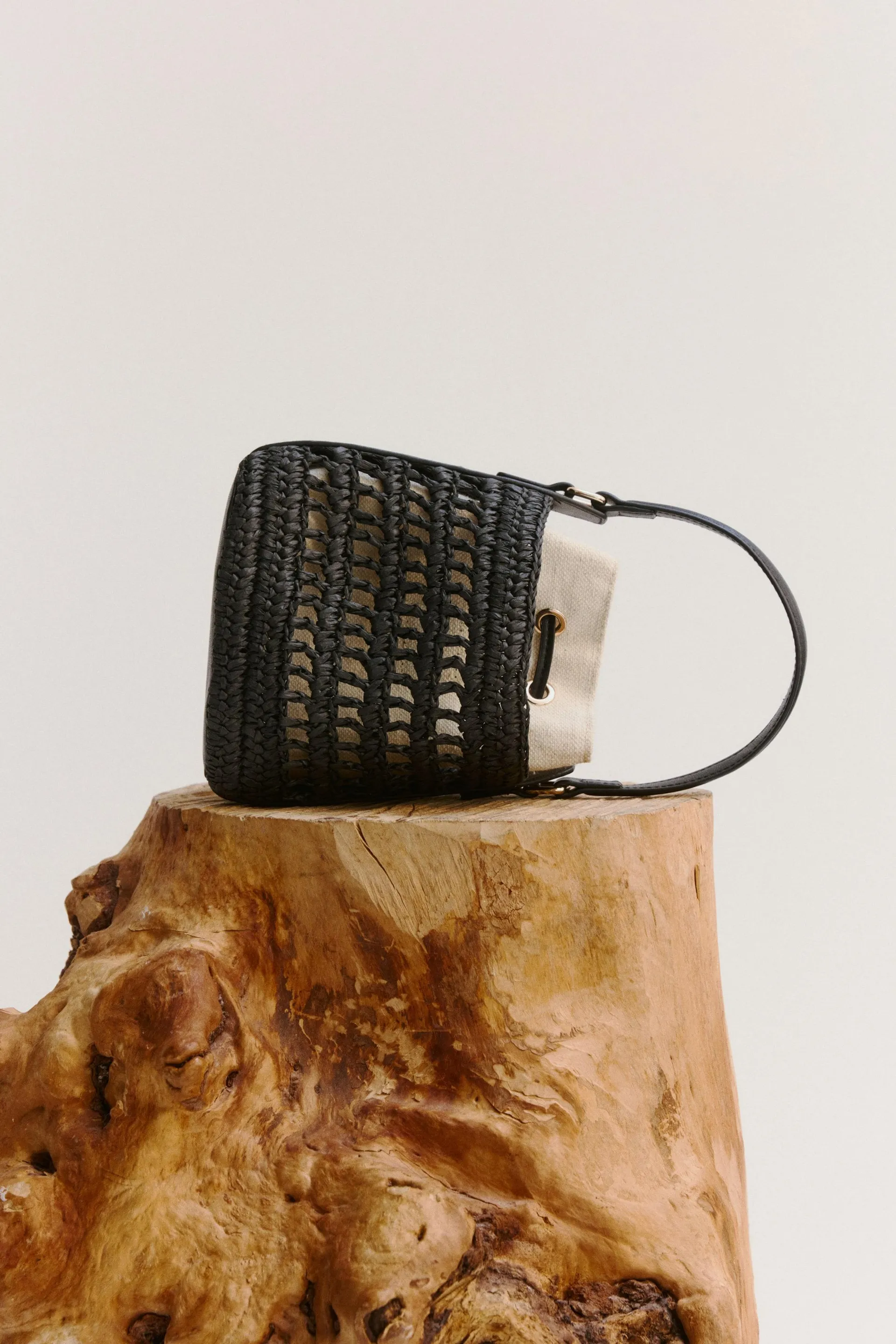 Straw crossbody bag