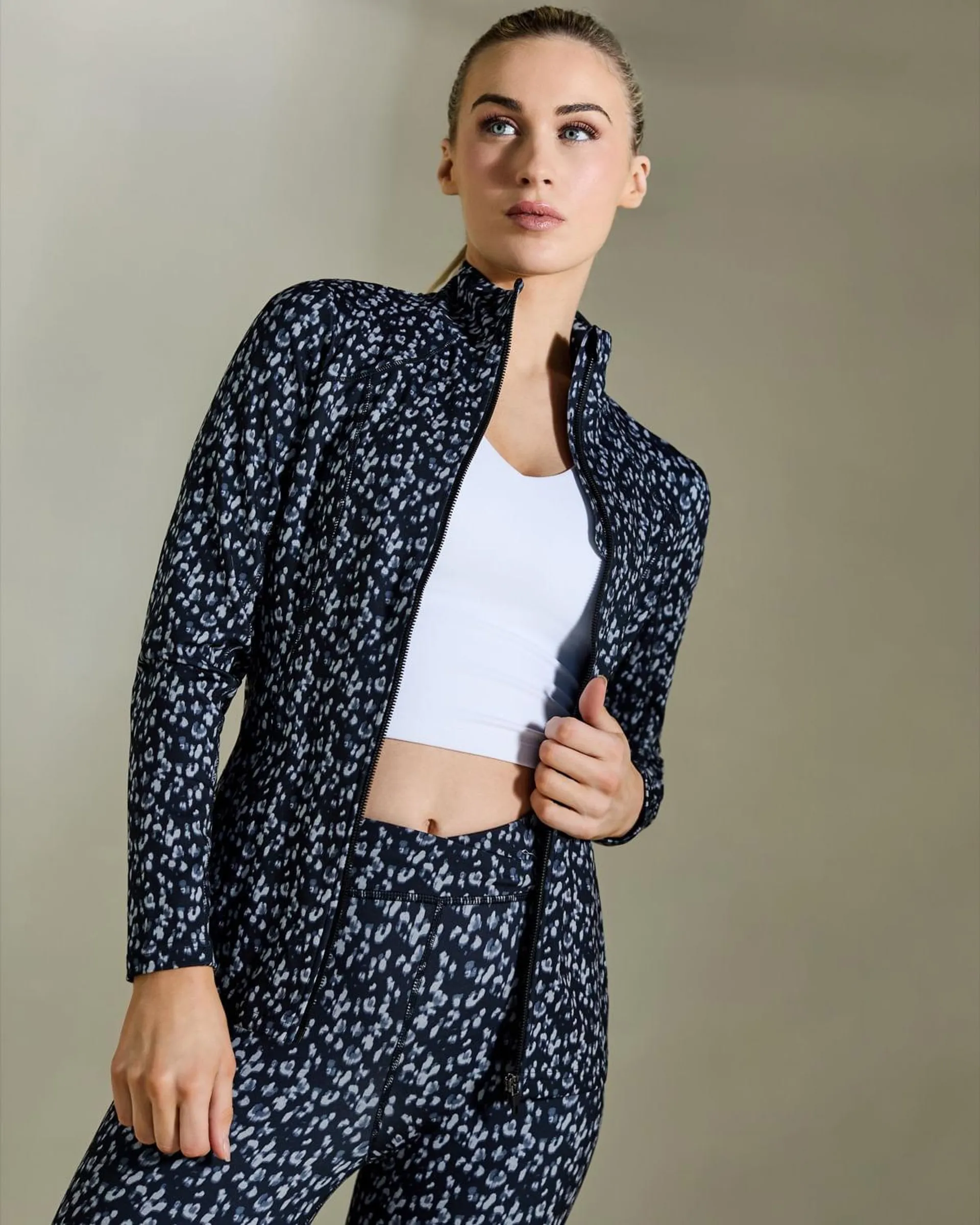 Contour Jacket