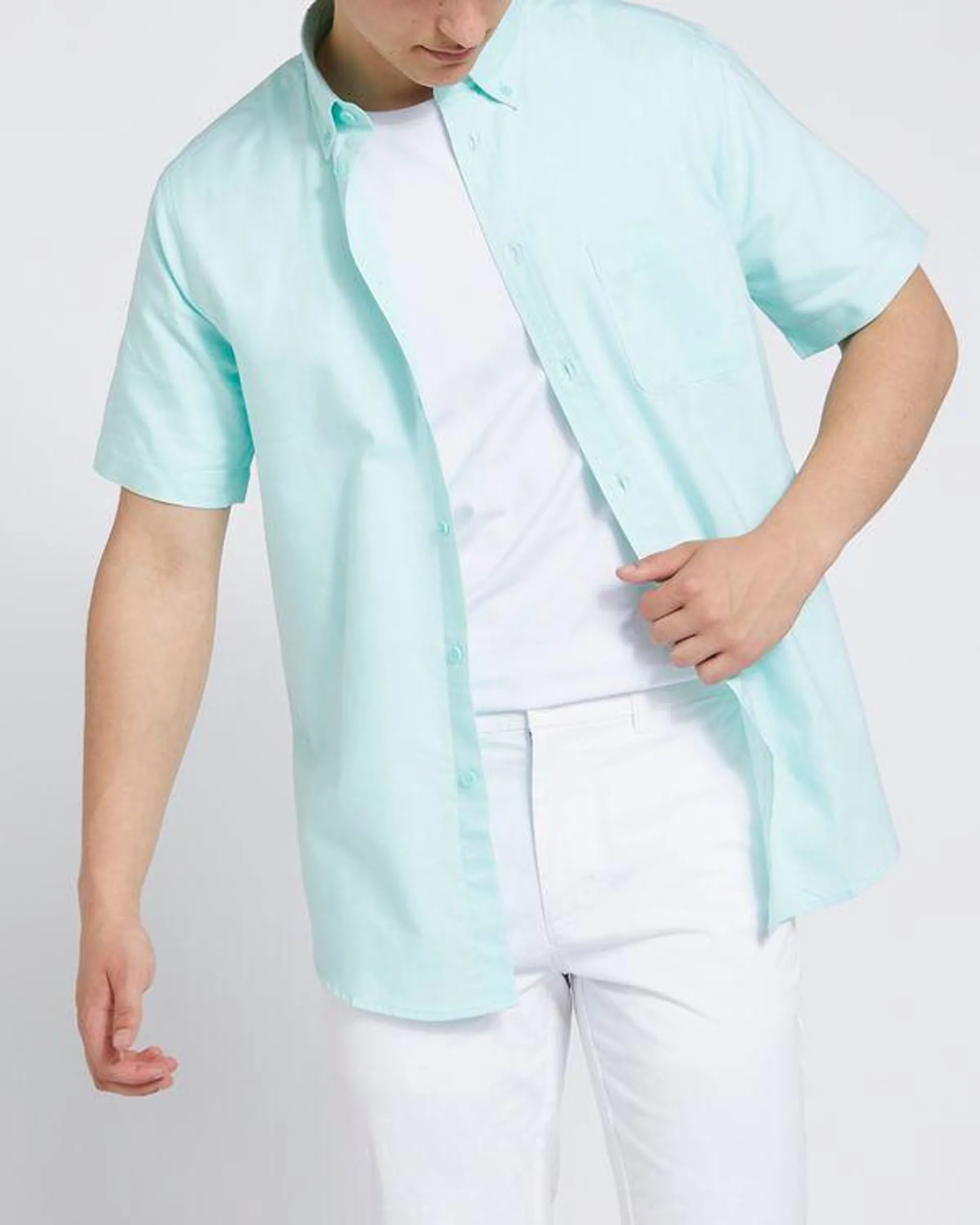 Regular Fit Short-Sleeved Oxford Solid Shirt