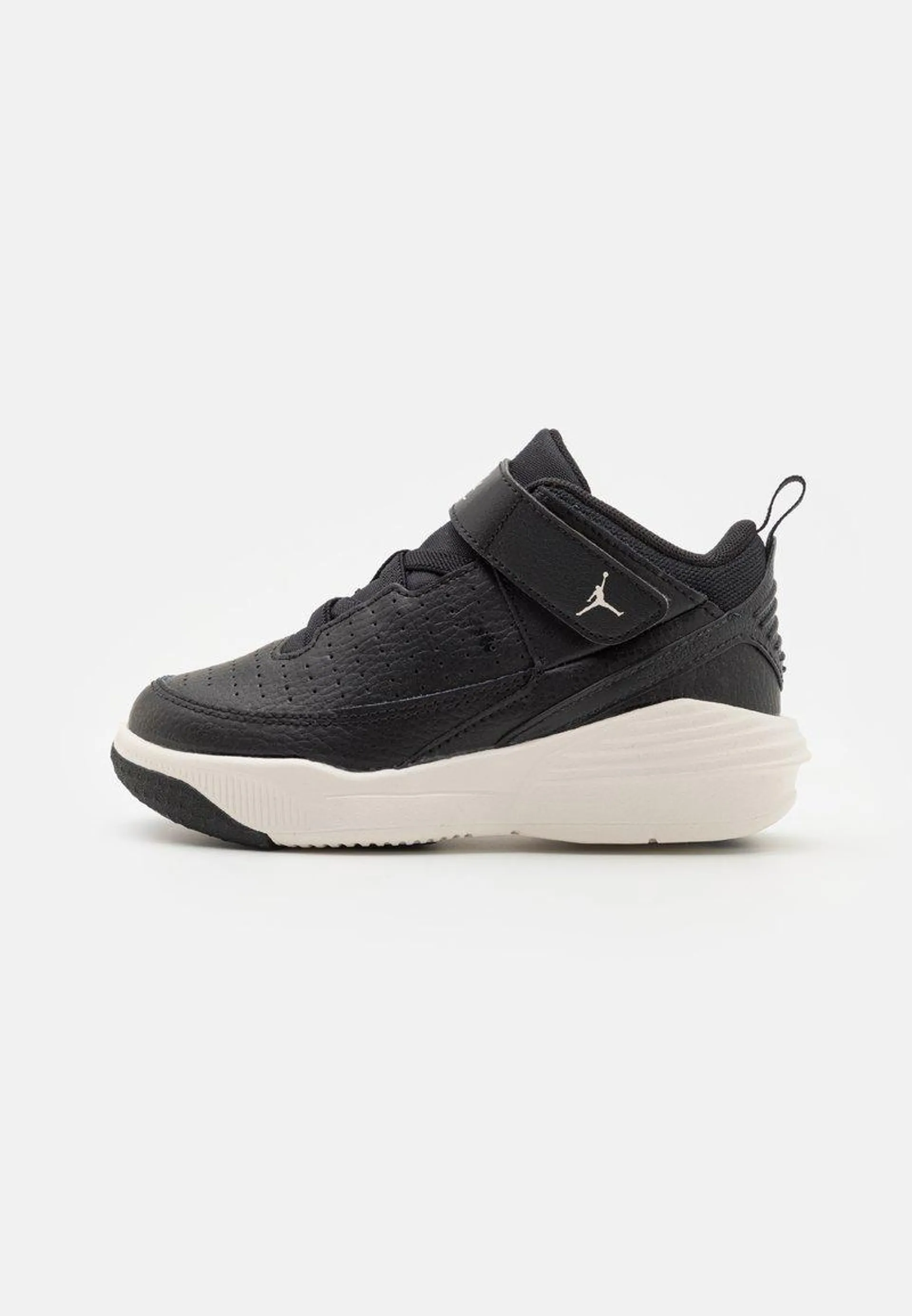 JORDAN MAX AURA 5 UNISEX - Basketballsko