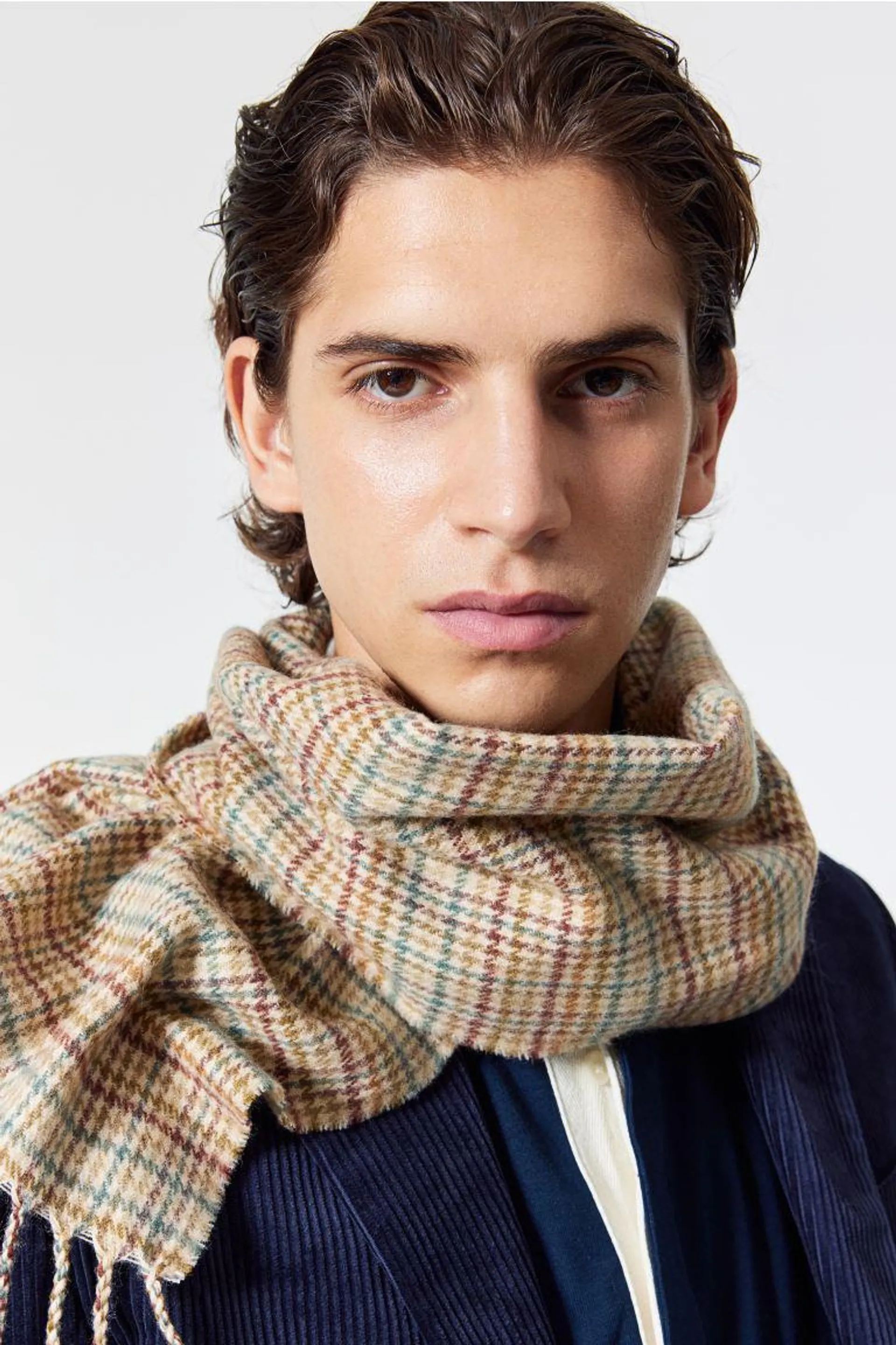 Patterned scarf
